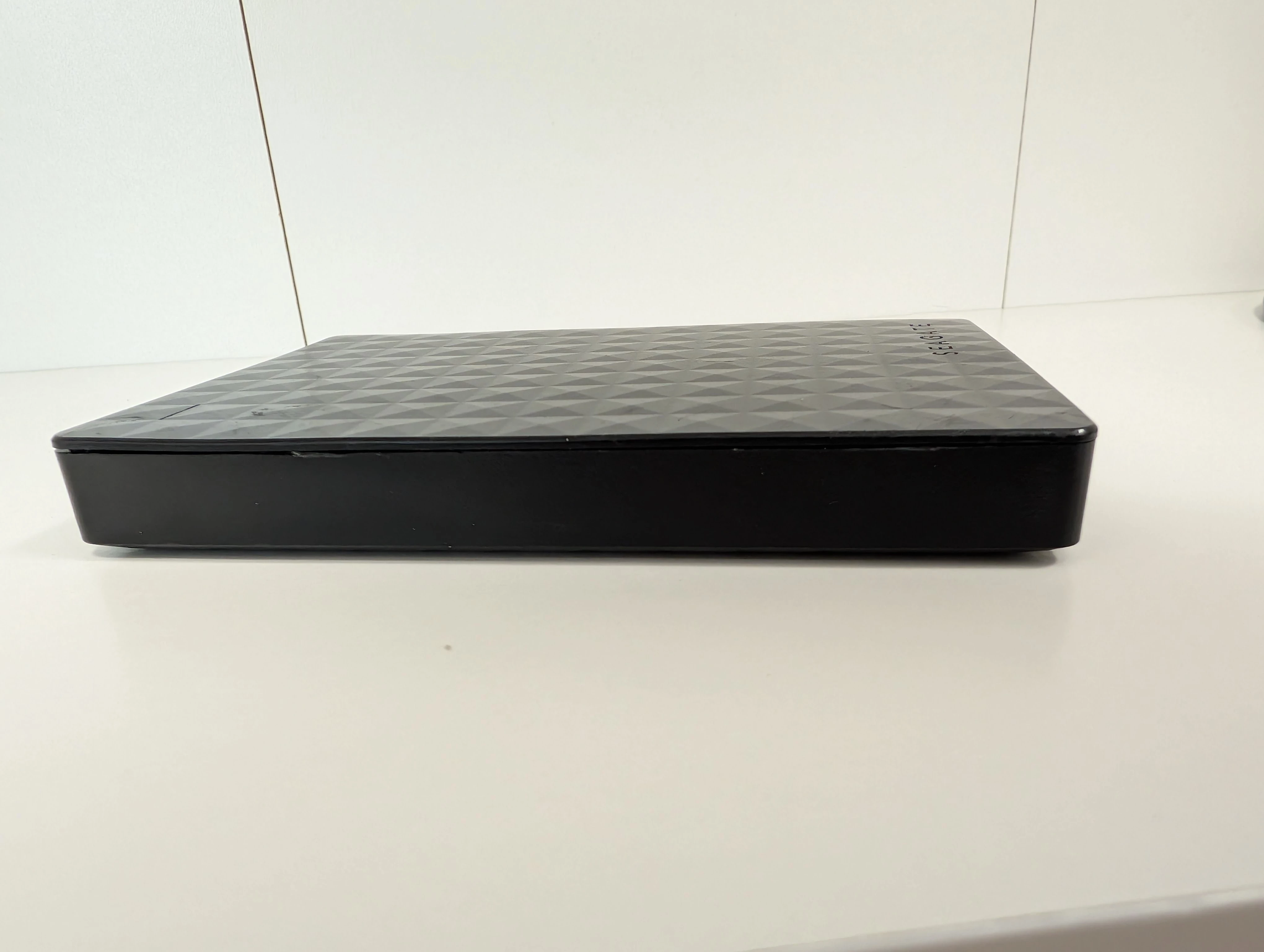 dysk-przenosny-1tb-ean-gtin-3660619040148