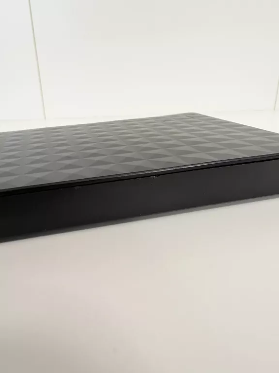 dysk-przenosny-1tb-kod-producenta-stkm1000400