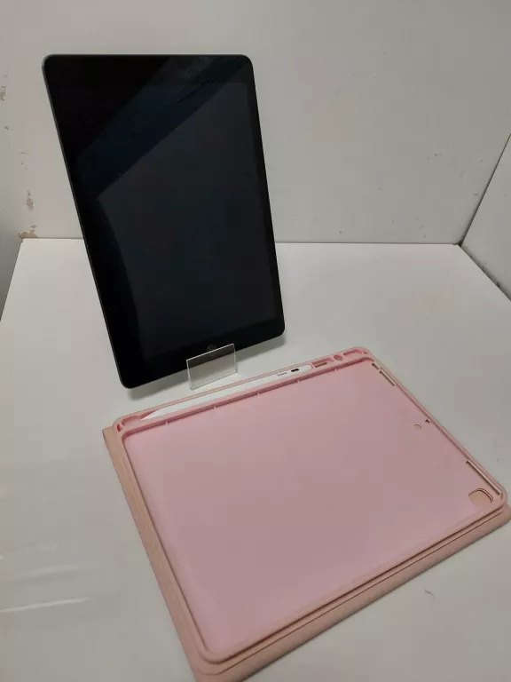 tablet-apple-ipad-9-a2602-64gb-pen-etui-kurniki-6-krakow