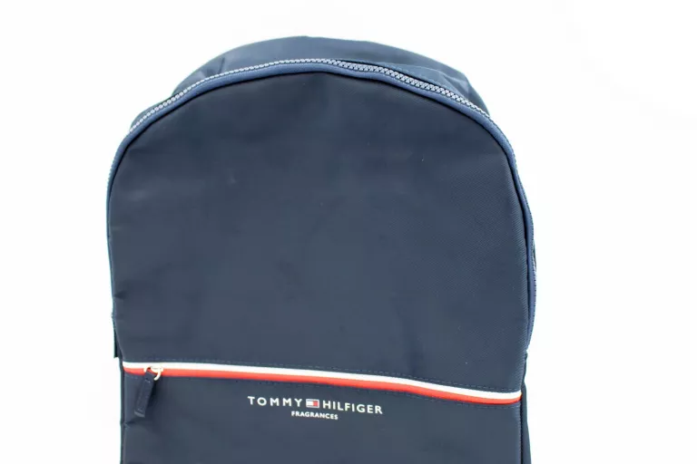 granatowy-plecak-tommy-hilfiger-urban-stan-11323-2