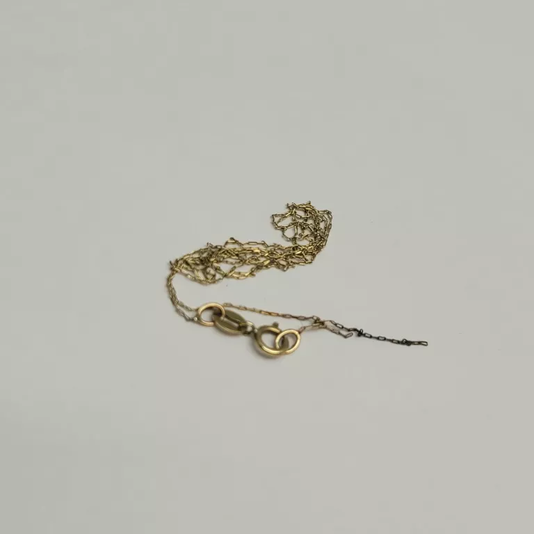 uszkodzony-zloty-lancuszek-031-gr-333-stan-11323-2