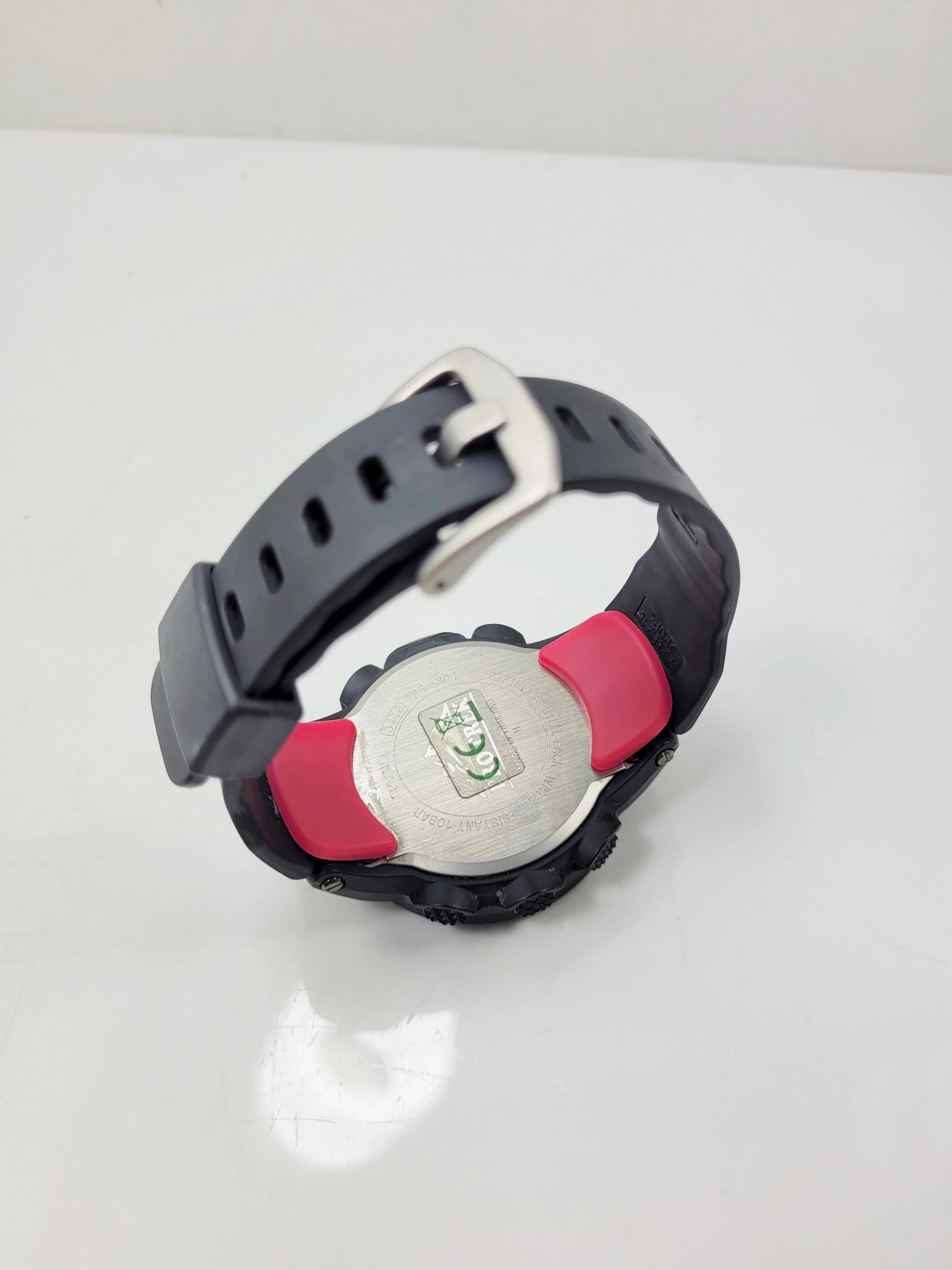 zegarek-casio-pro-trek-prg-300-material-paska-129219-3