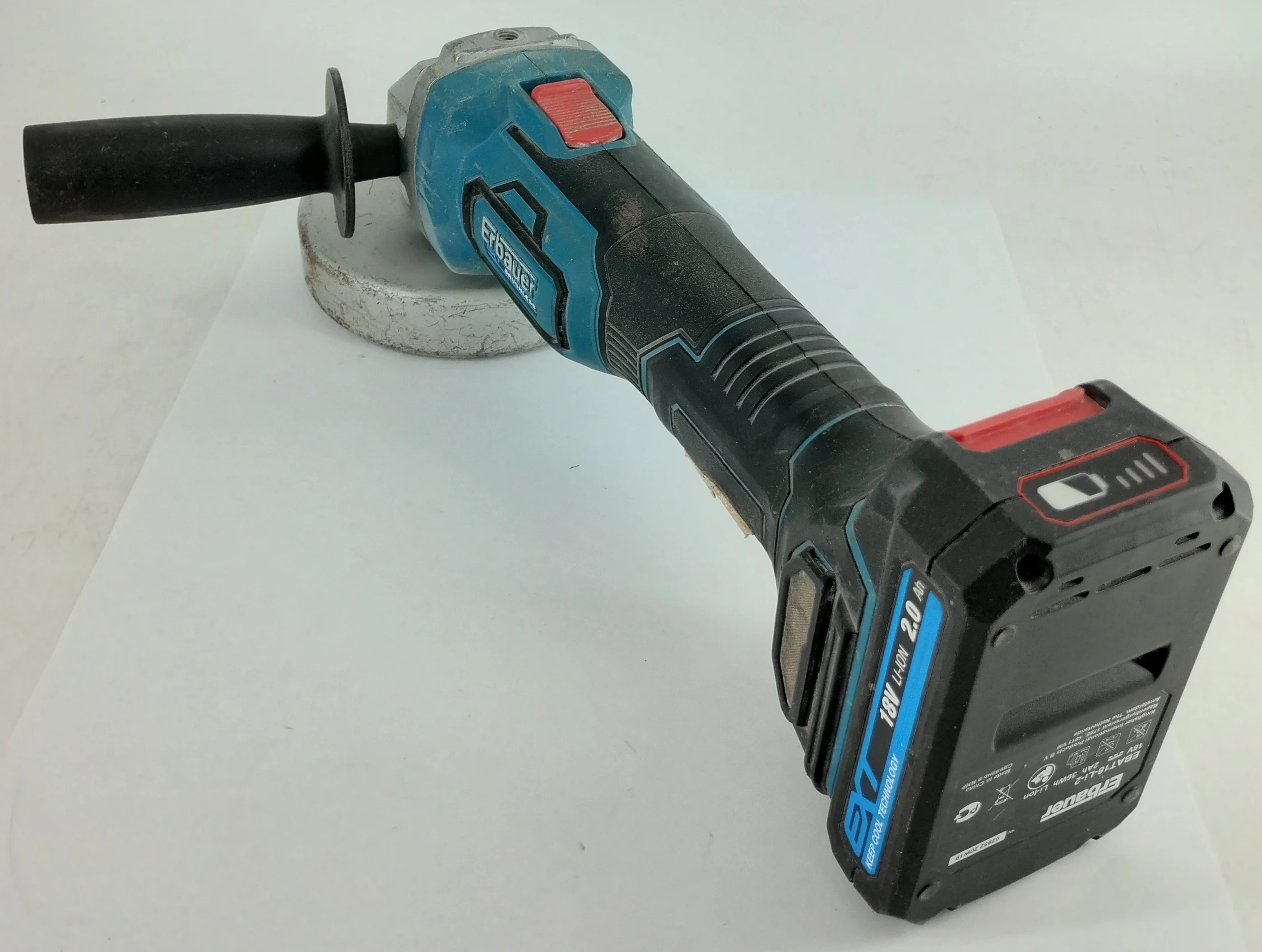 szlifierka-katowa-erbauer-eag-18-li-ean-gtin-3663602795568