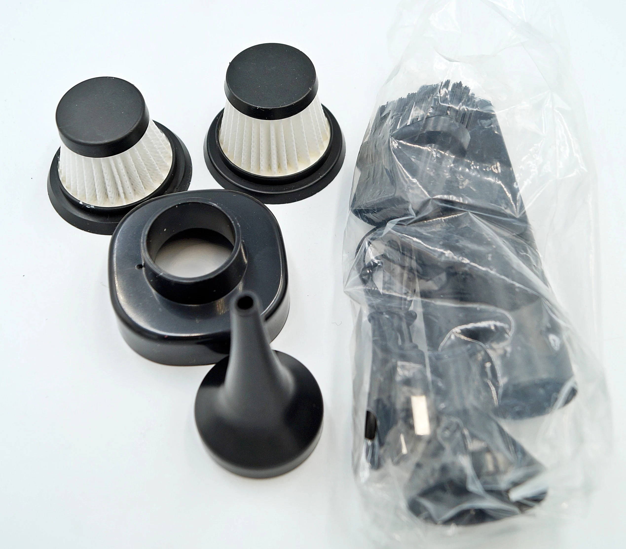 mini-odkurzacz-samochodowy-szuk-akcesoria-moc-10000