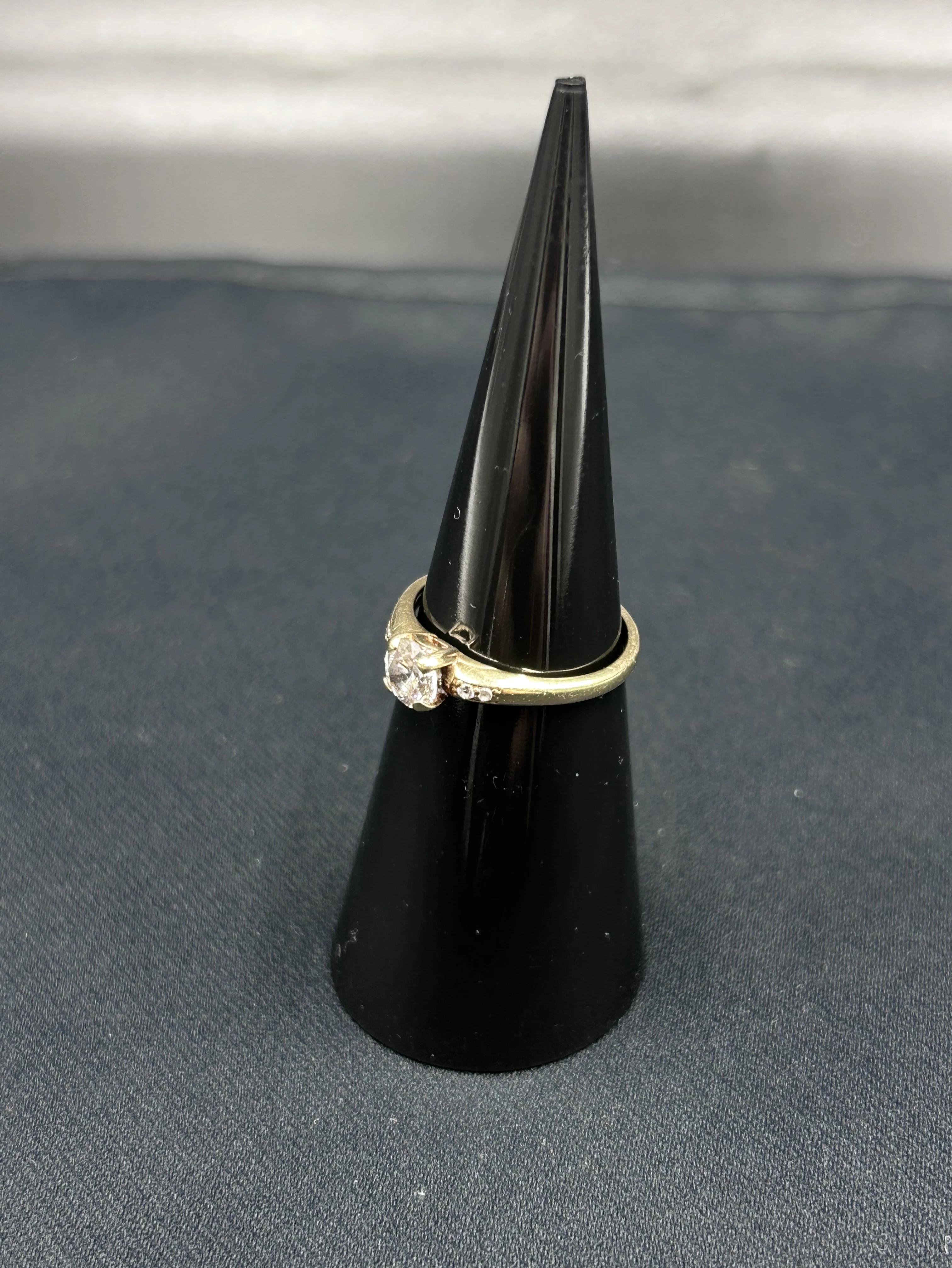 przepiekny-zloty-pierscionek-idealny-na-zareczyny-58514k185gr11-rodzaj-2205-2