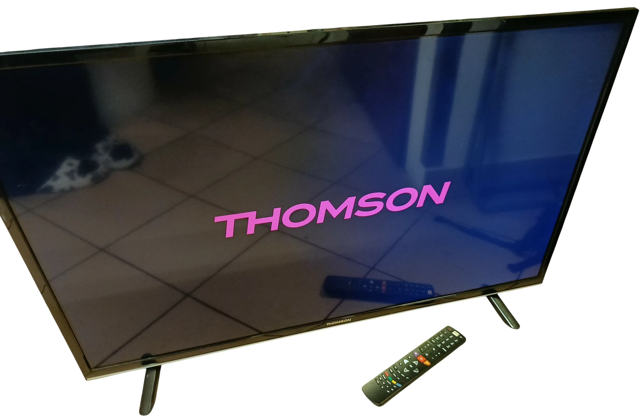 telewizor-thomson-40fb5406-okablowanie-pilot-marka-248811-1186004