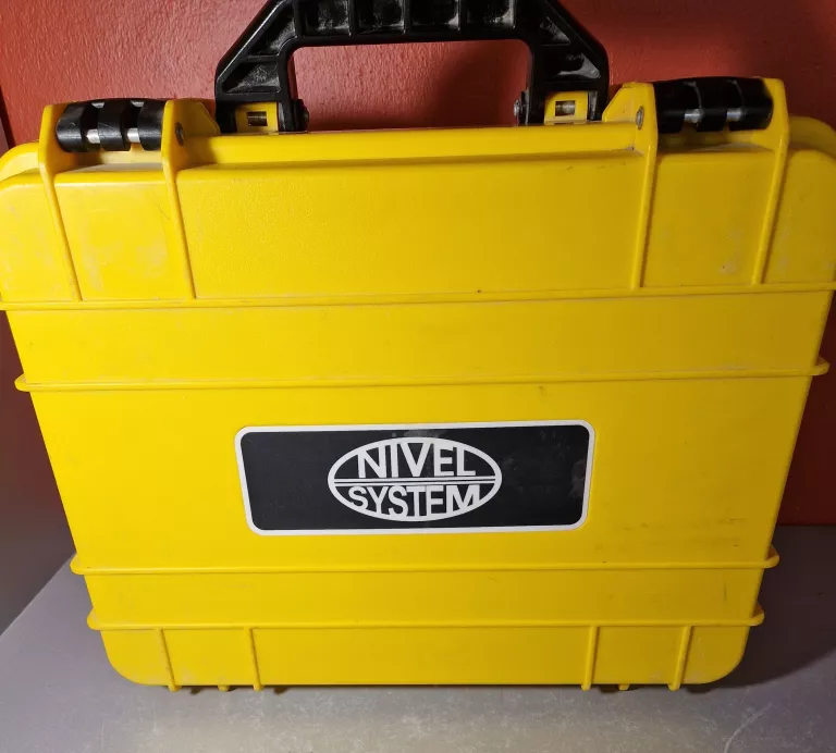 laser-nivel-system-cl3d-walizka-kolor-lasera-243997-495545