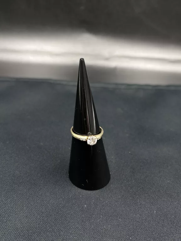 przepiekny-zloty-pierscionek-idealny-na-zareczyny-58514k185gr11-kosciuszki-29-rogozno