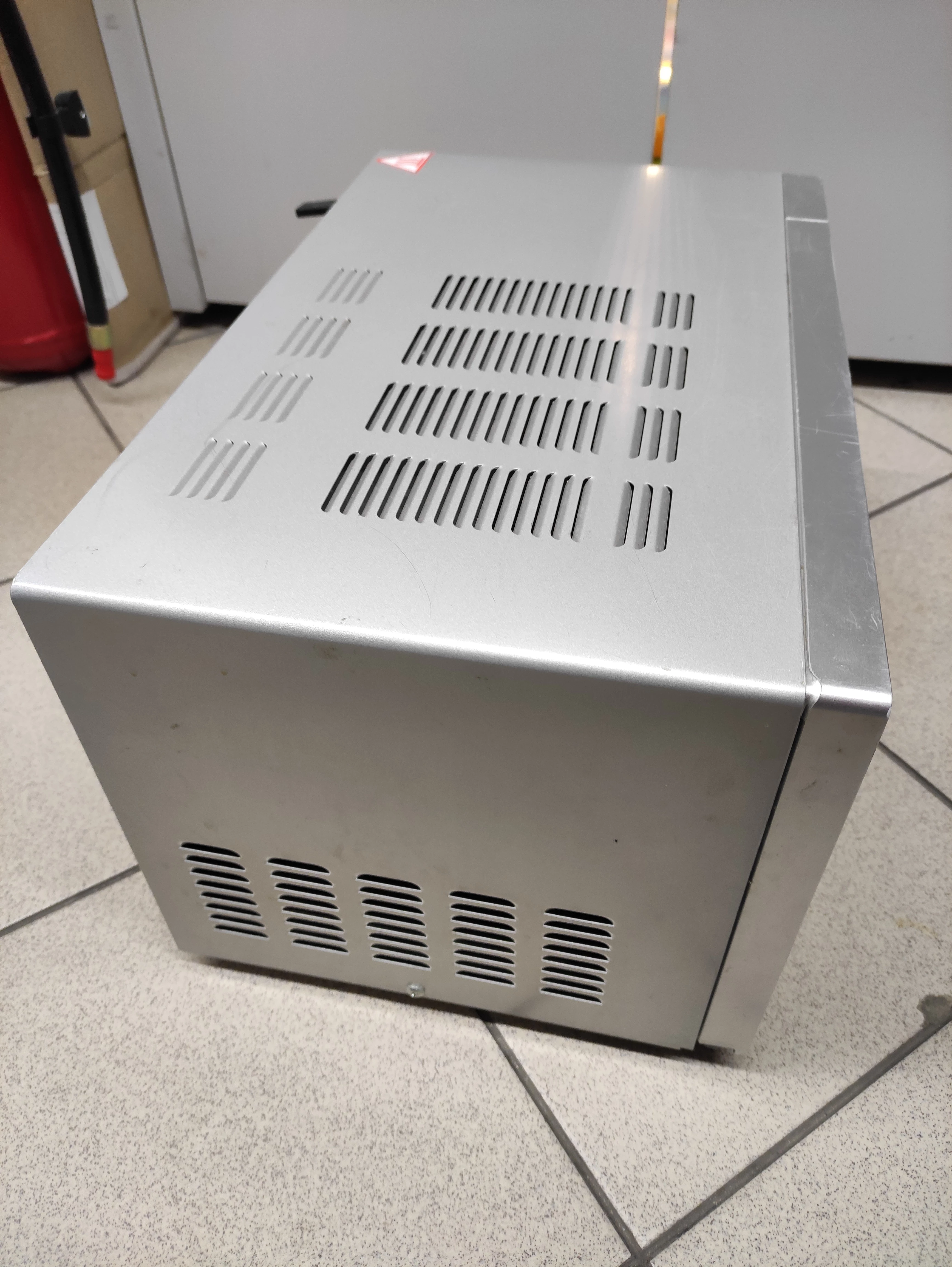 kuchenka-mikrofalowa-wolnostojaca-amica-amg20m70gbiv-kolor-dominujacy-129357-8