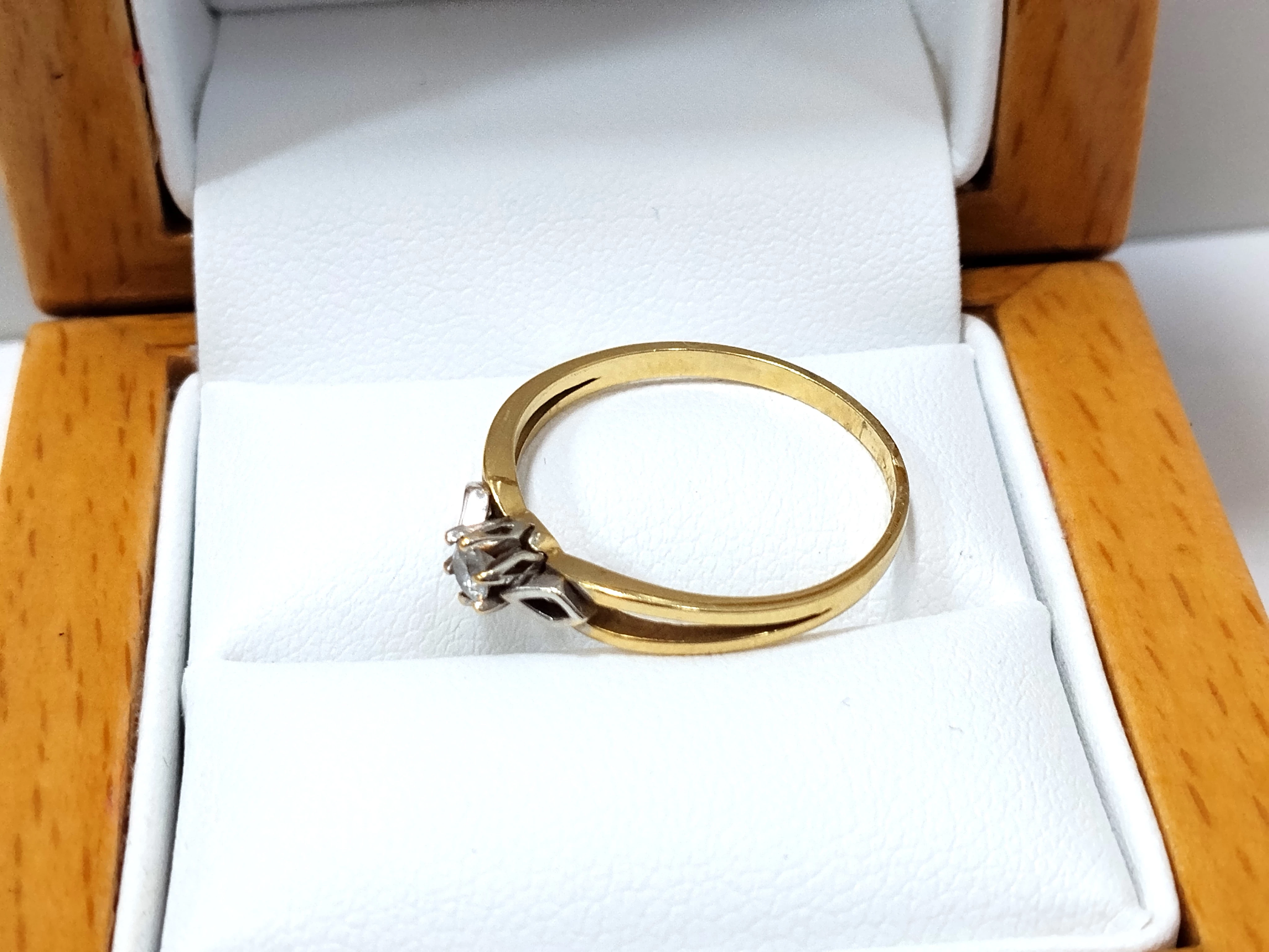 zloty-pierscionek-585-166g-r17-material-15835-2