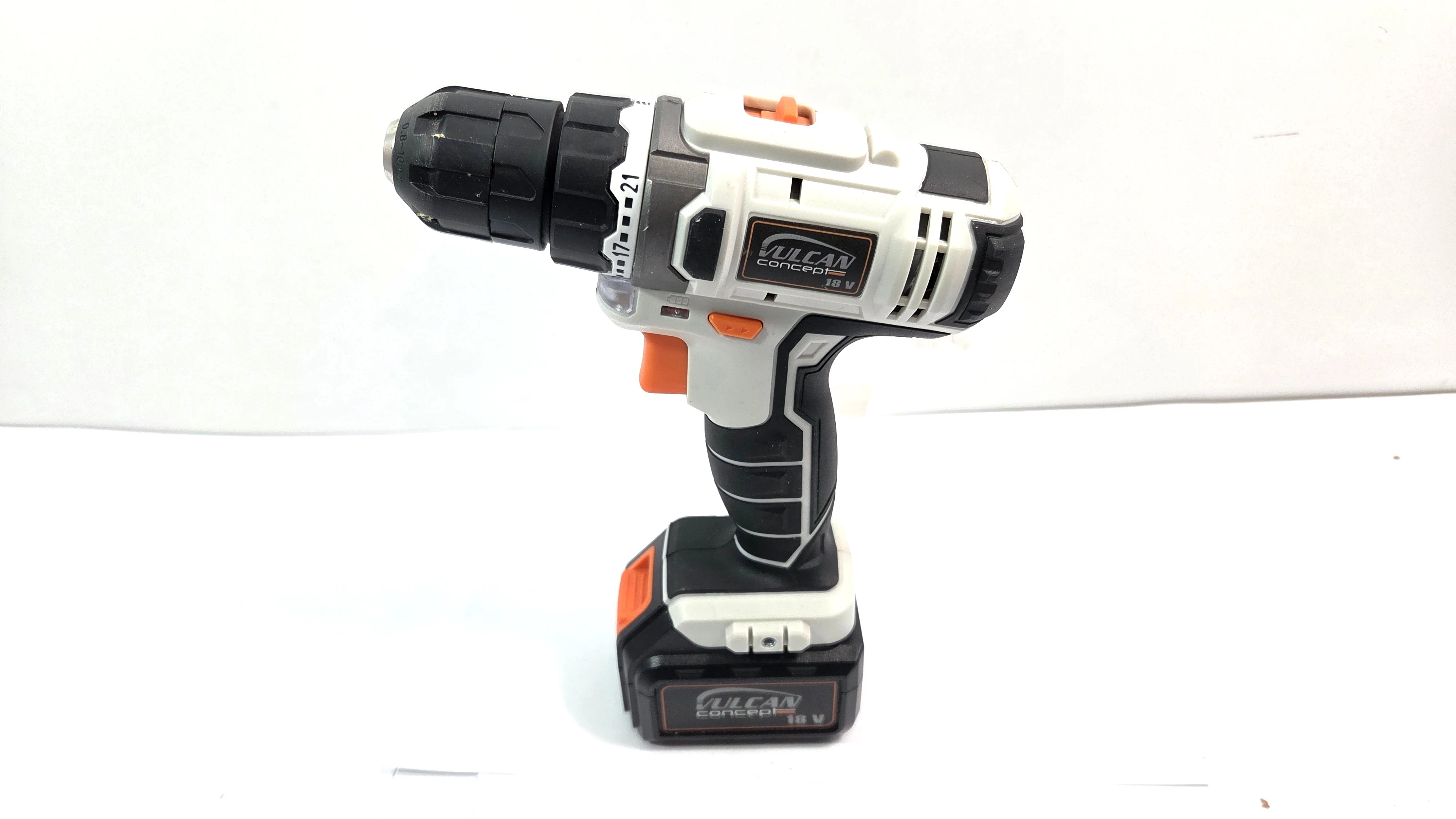 vulcan-vzv18c2-v1-wkretarka-akumulator-armii-krajowej-1a-goldap