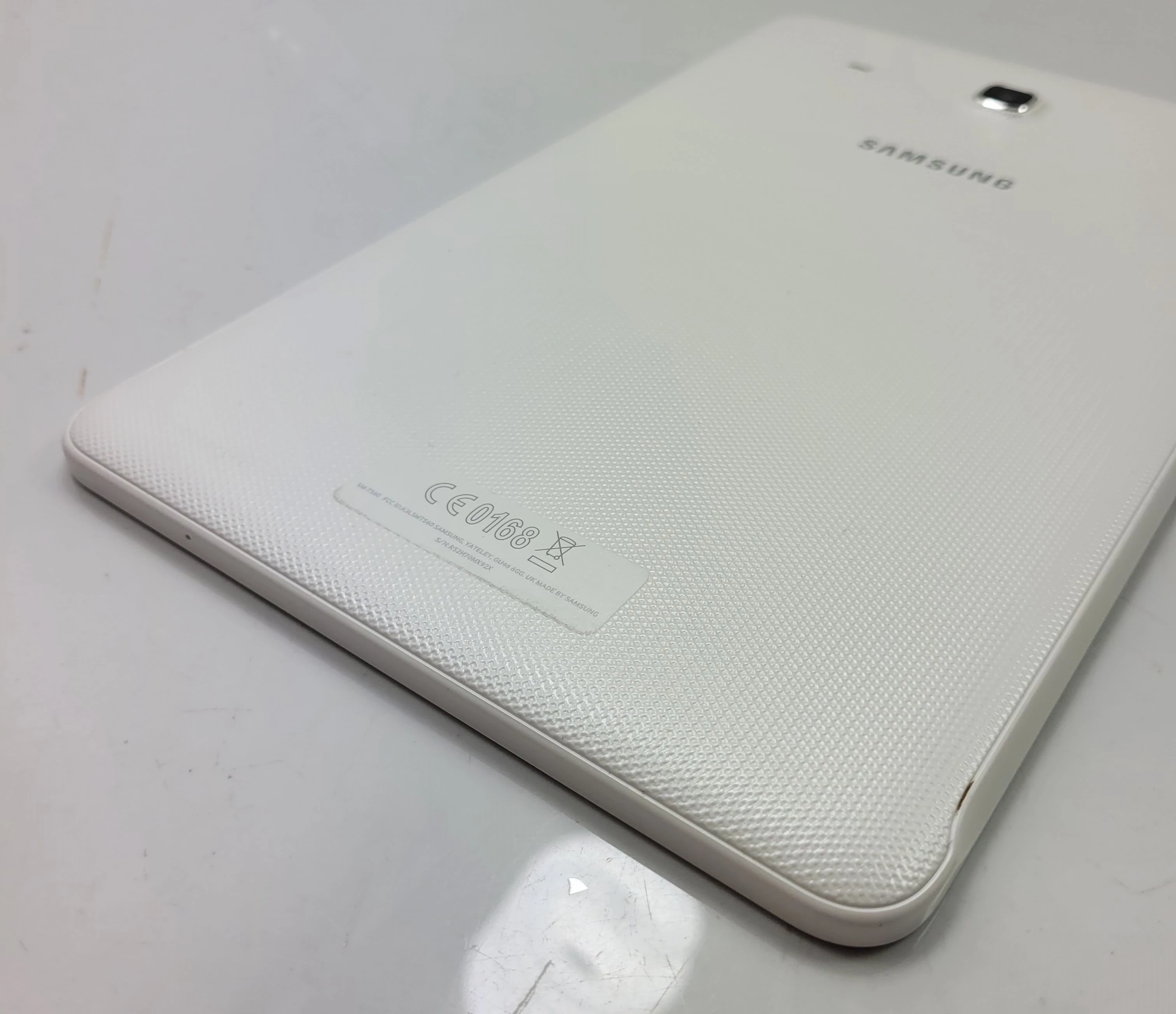 tablet-samsung-galaxy-tab-e-96-wi-fi-sm-t560-komunikacja-219-2