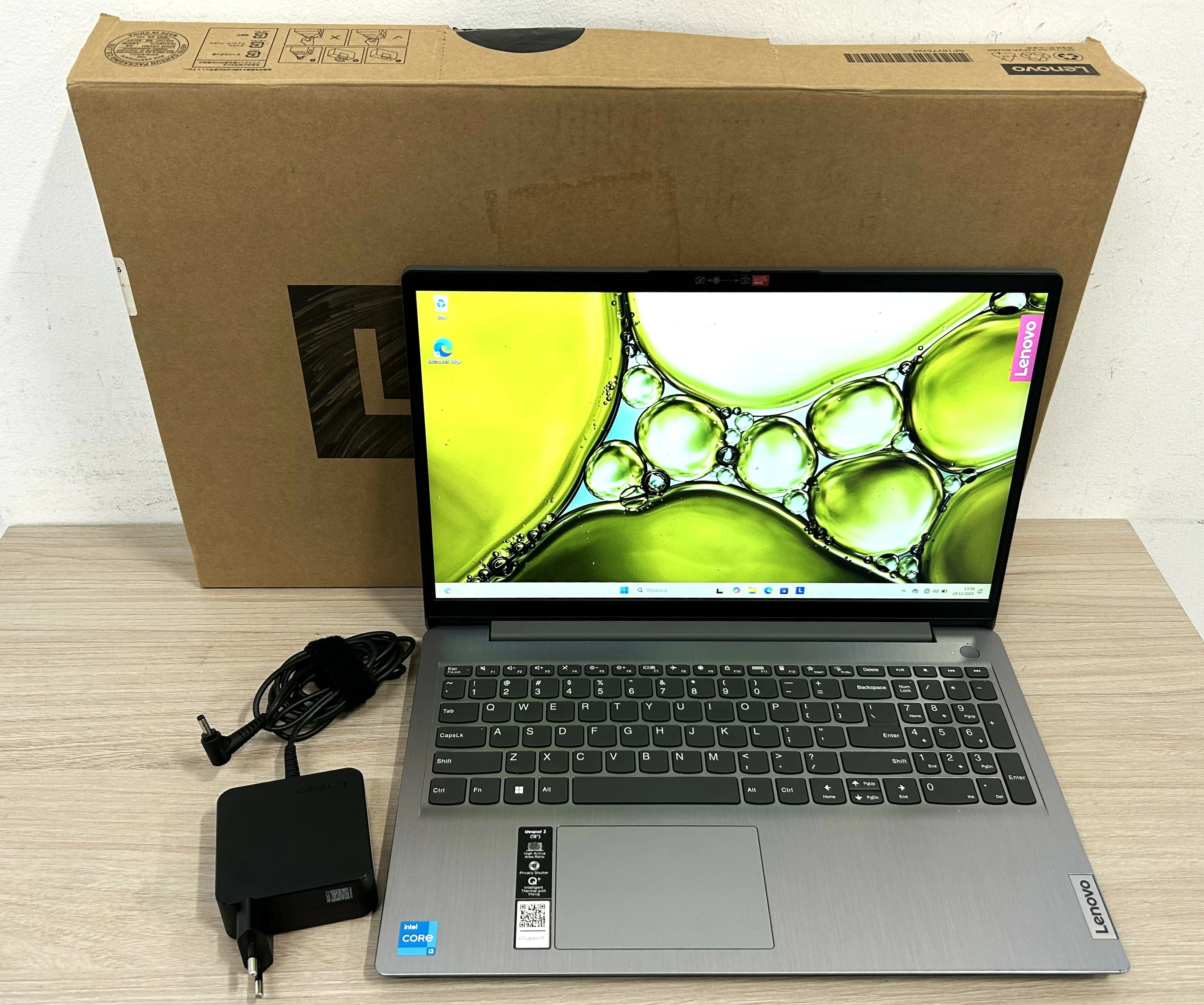 laptop-lenovo-ideapad-3-15itl6-i3-8gb-ram-512gb-ssd-komplet-ean-gtin-0196118585666