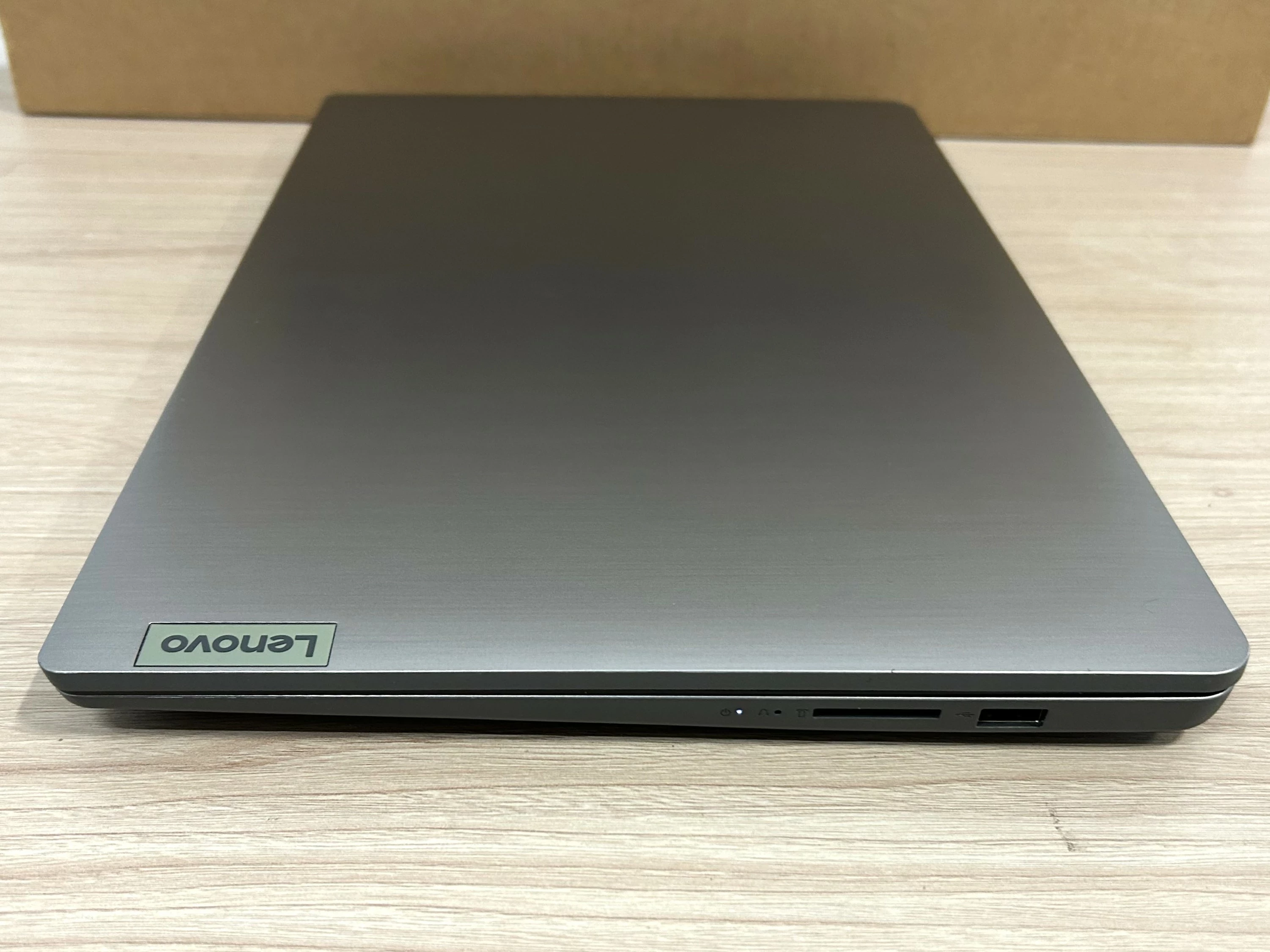 laptop-lenovo-ideapad-3-15itl6-i3-8gb-ram-512gb-ssd-komplet-seria-procesora-4366-30