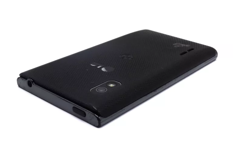 telefon-lg-e610-przekatna-ekranu-400