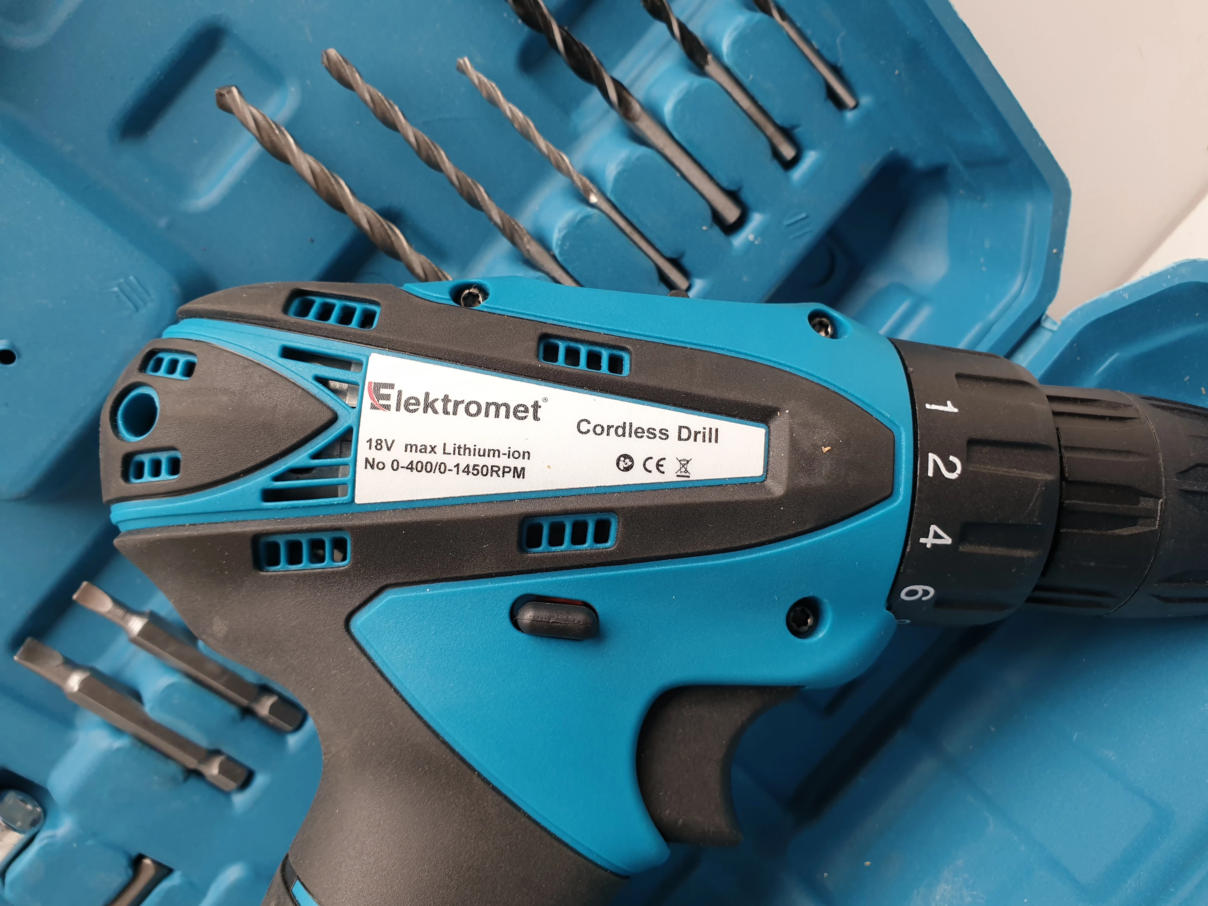 wkretarka-akumulatorowa-elektromet-18v-zestaw-pojemnosc-akumulatora-200