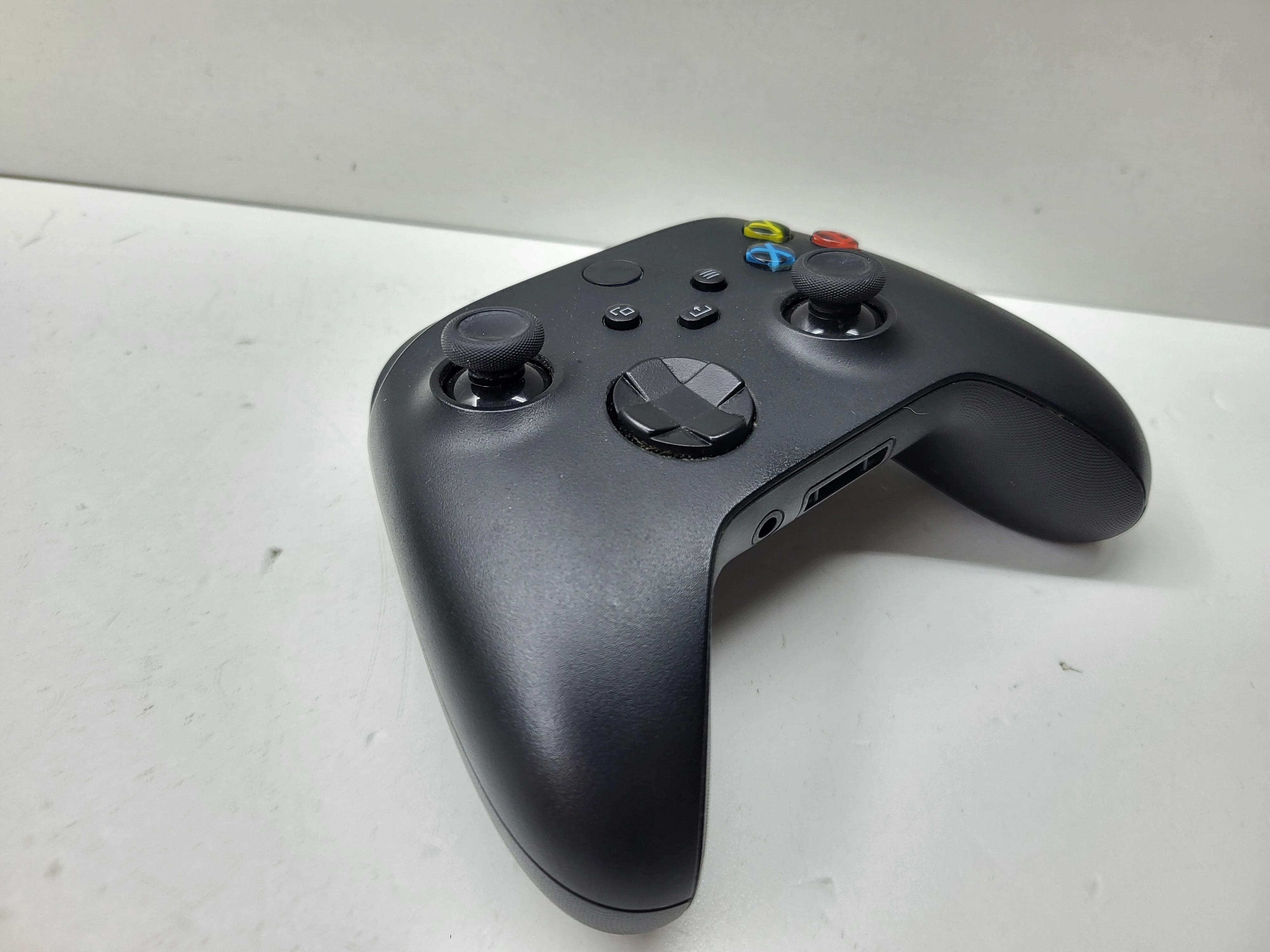 pad-do-xbox-series-sx-stan-11323-2