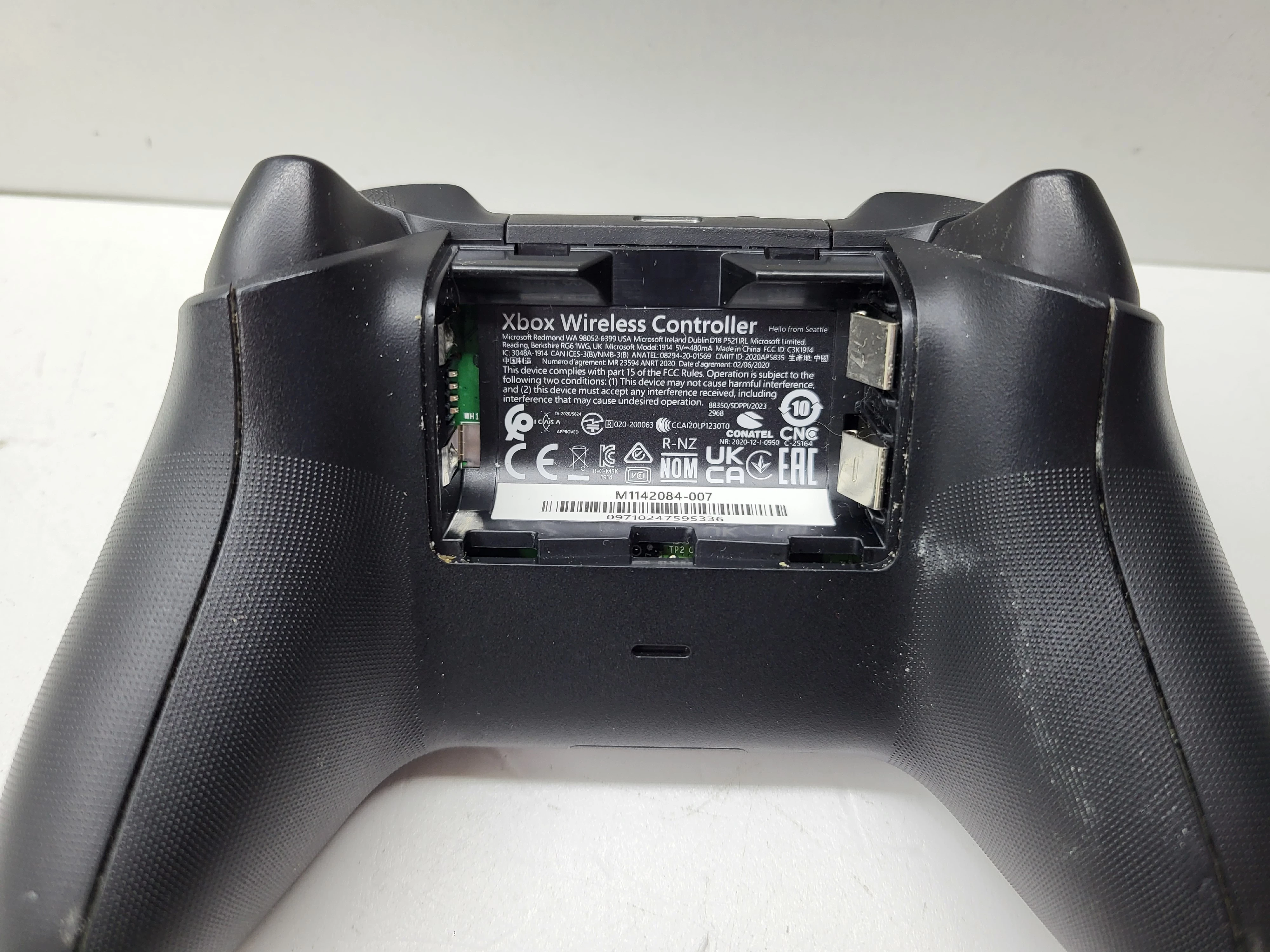 pad-do-xbox-series-sx-komunikacja-bezprzewodowa-210670-243458