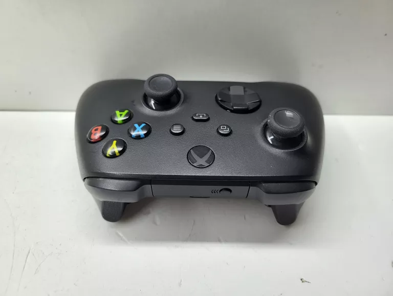 pad-do-xbox-series-sx-kompatybilne-platformy-210650-1