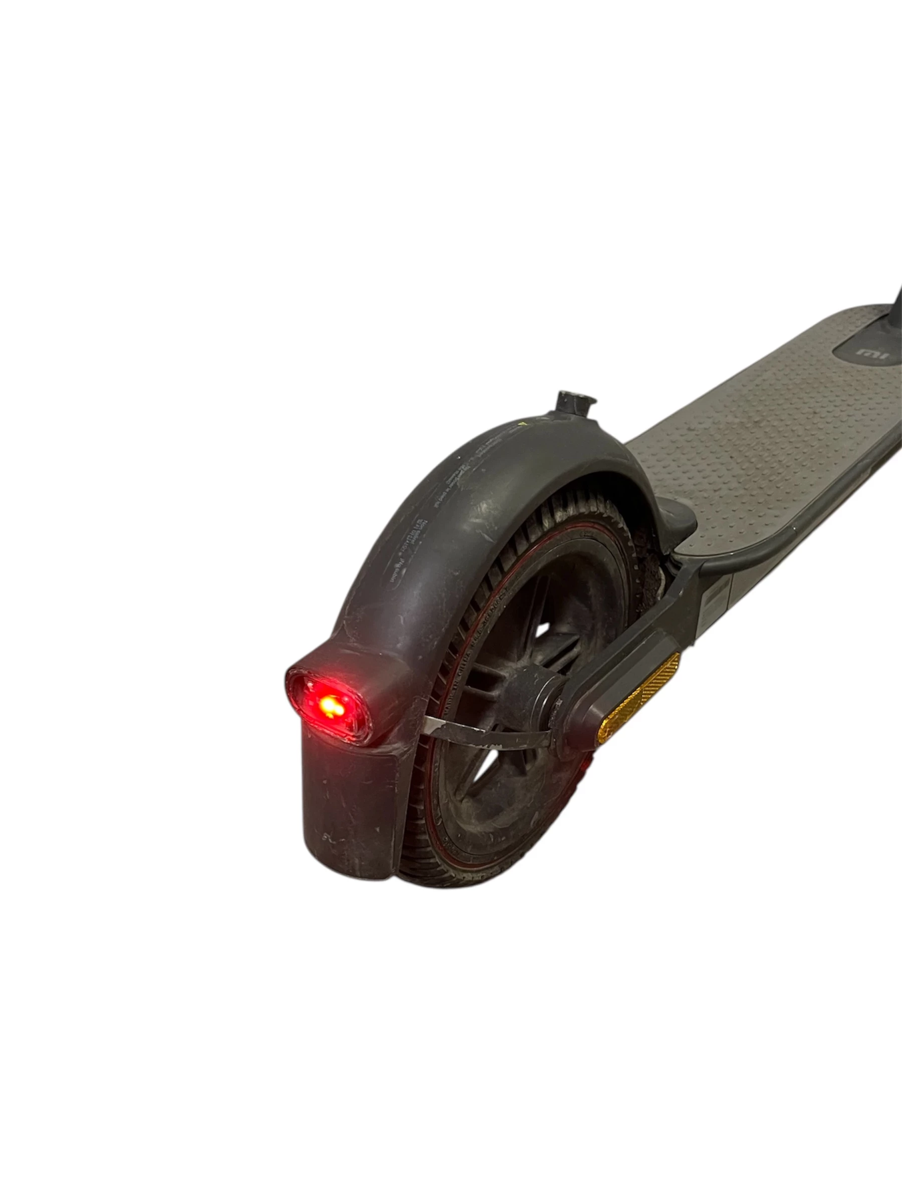 hulajnoga-xiaomi-essential-scooter-predkosc-maksymalna-2000