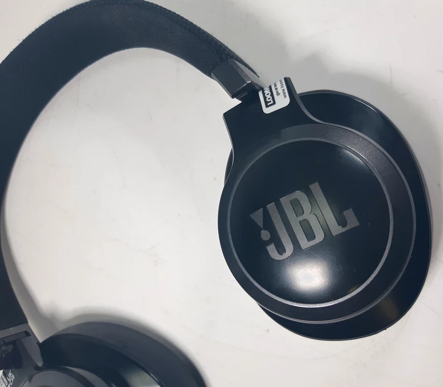 sluchawki-bezprzewodowe-nauszne-jbl-live-660nc-kolor-dominujacy-129357-3