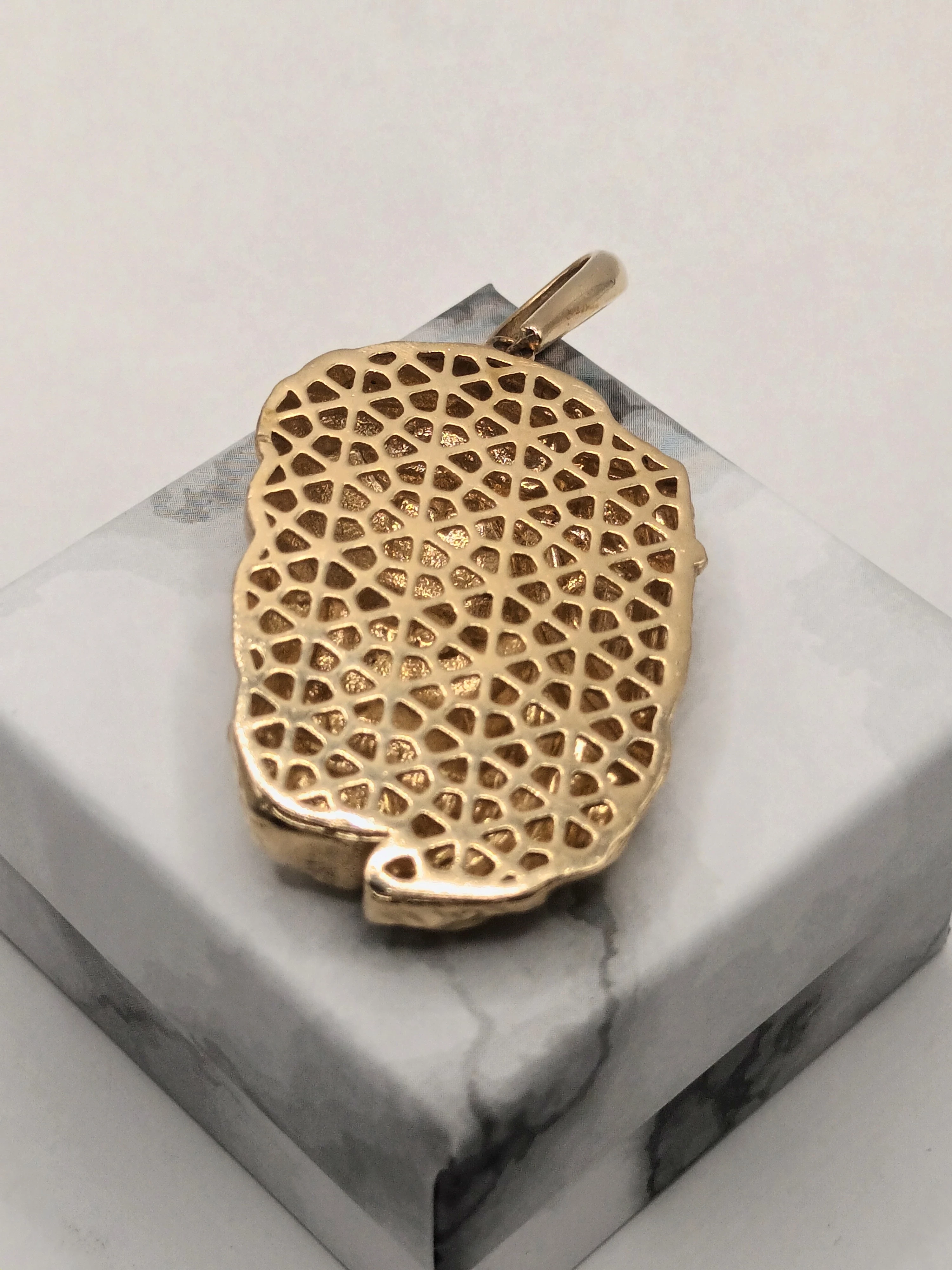 wyrob-jubilerski-uzywany-duza-zawieszka-jezus-zlota-15-g-585-cechy-207006-4