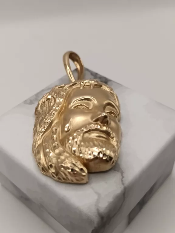 wyrob-jubilerski-uzywany-duza-zawieszka-jezus-zlota-15-g-585-kamien-17088-524288
