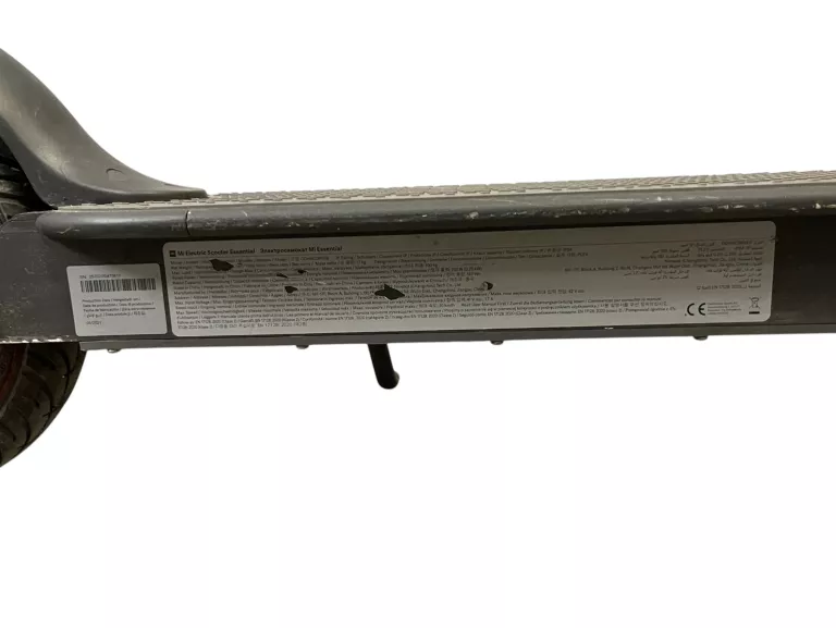 hulajnoga-xiaomi-essential-scooter-model-mi-electric-scooter-essential