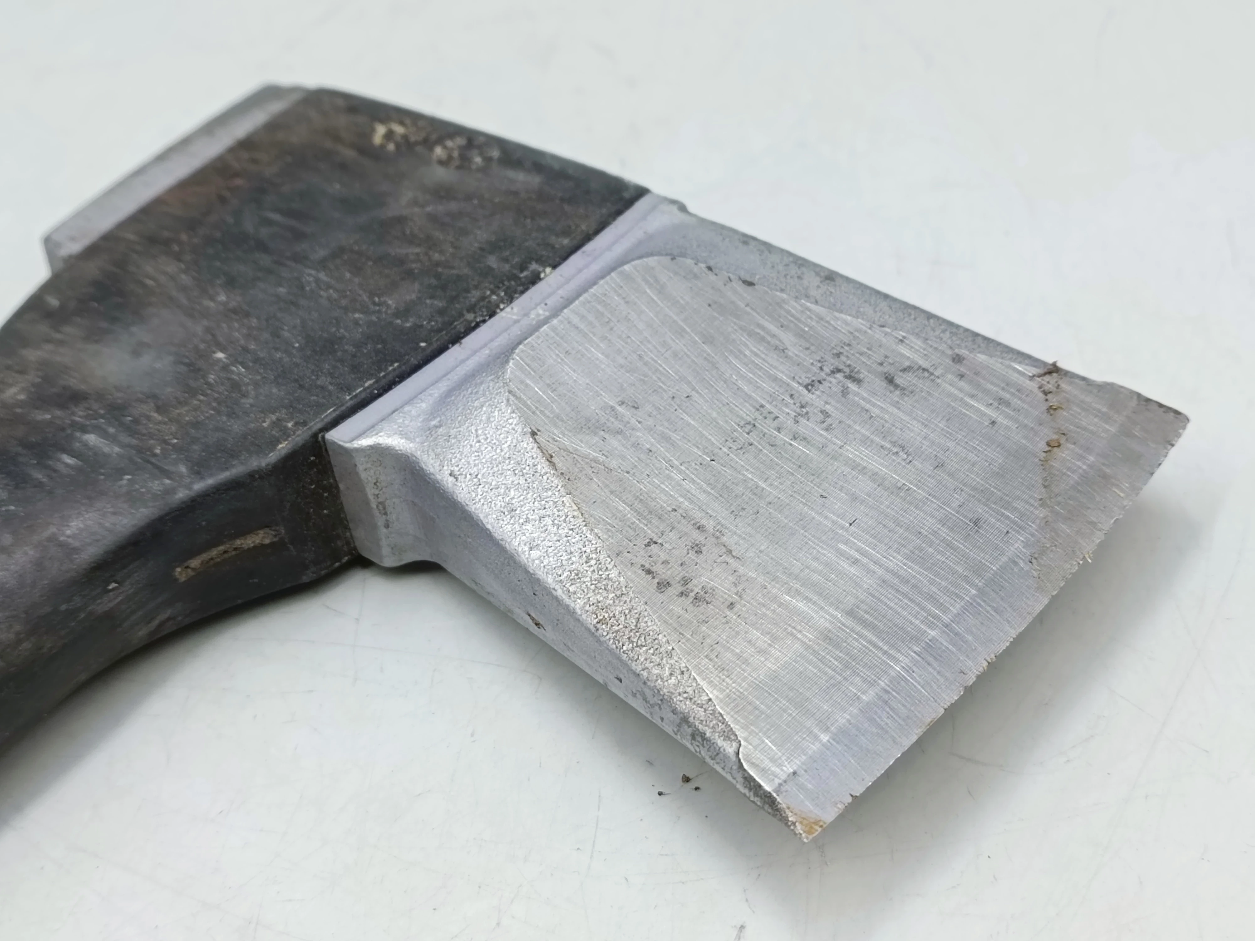 fiskars-siekiera-rozlupujaca-l-x21-1015642-waga-produktu-z-opakowaniem-jednostkowym-1600