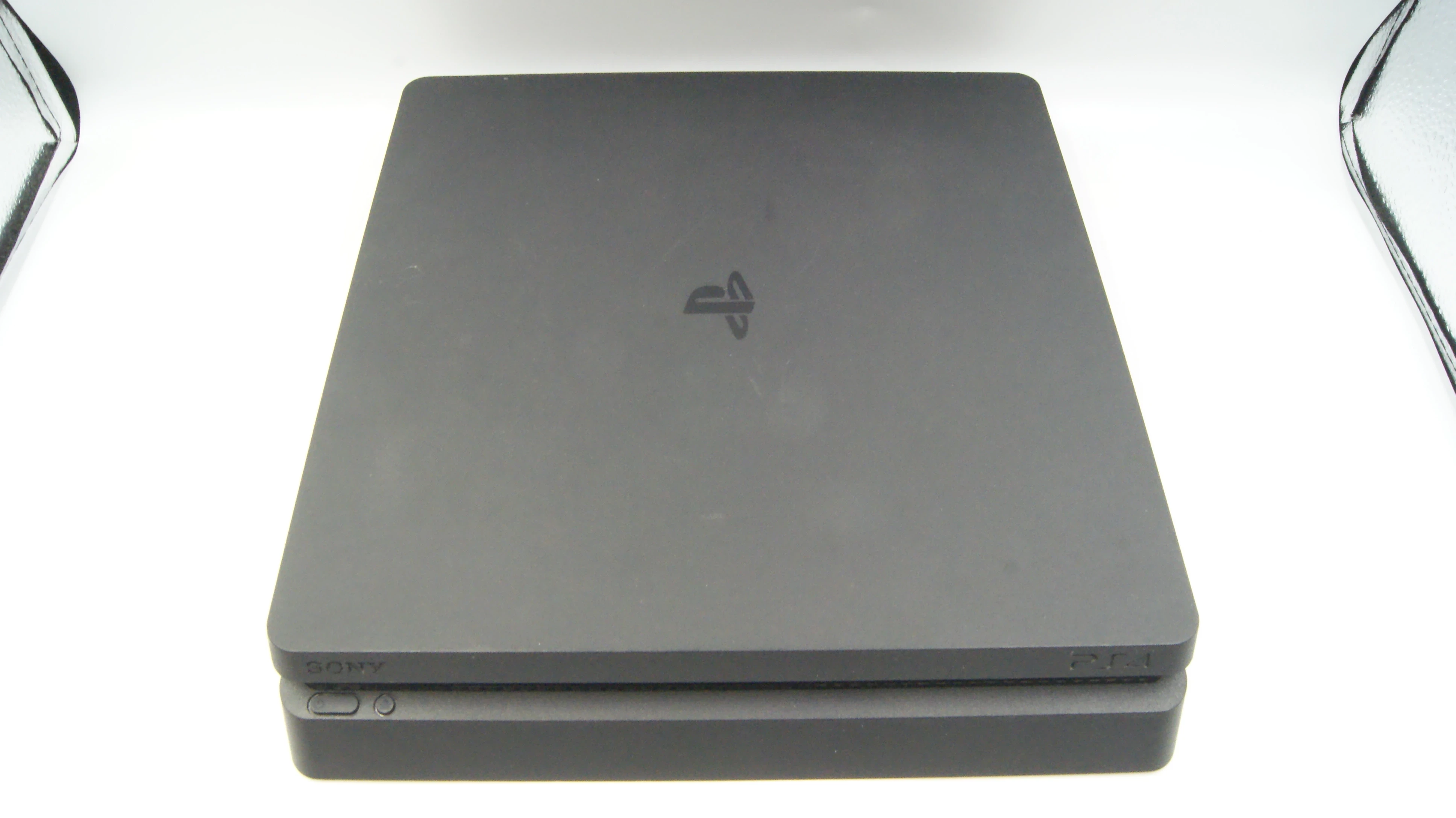 konsola-playstation-4-slim-1tb-pad-ps4-stan-11323-2