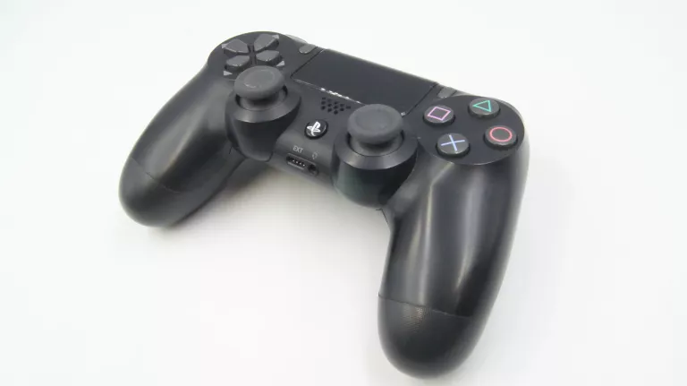 konsola-playstation-4-slim-1tb-pad-ps4-waga-produktu-210