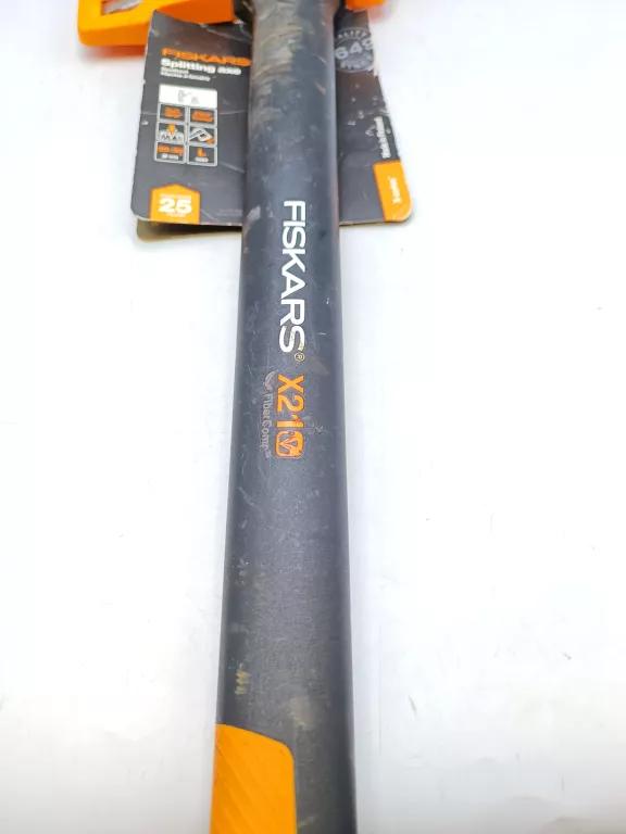 fiskars-siekiera-rozlupujaca-l-x21-1015642-stan-11323-2