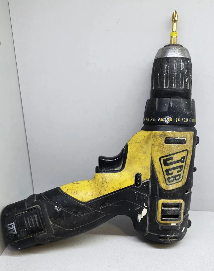 jcb-12cd-wiertarko-wkretarka-12-v-2-x-akumulator-20ah-napiecie-v-128551-4