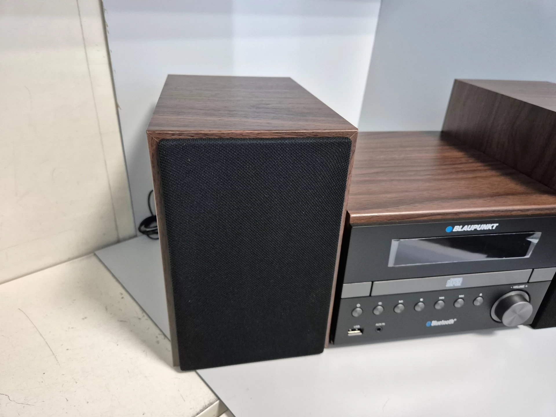 mikrowieza-blaupunkt-ms46bt-radio-fm-bluetooth-czarno-brazowa-moc-znamionowa-rms-100