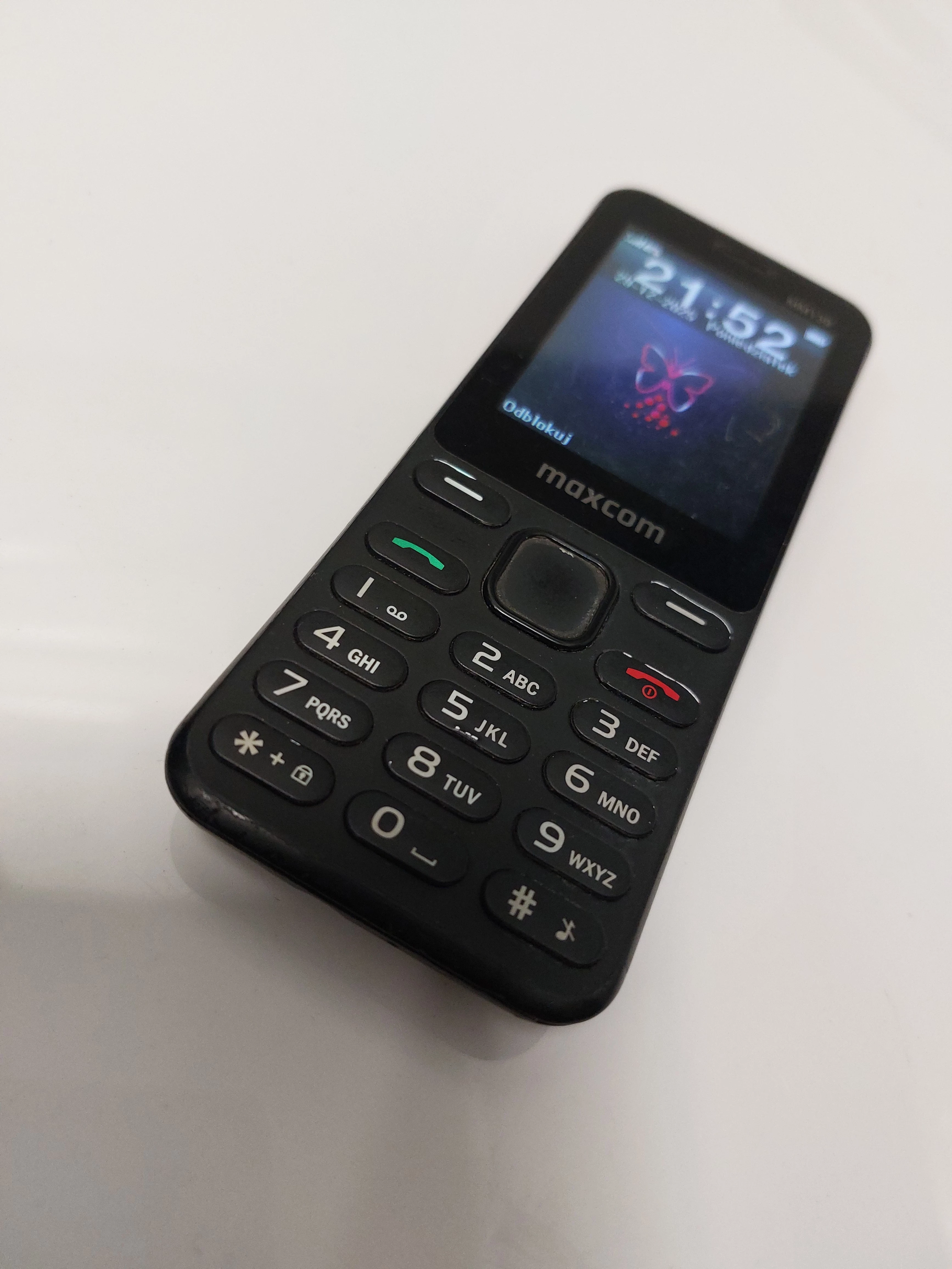 telefon-maxcom-mm139-solo-stan-11323-2