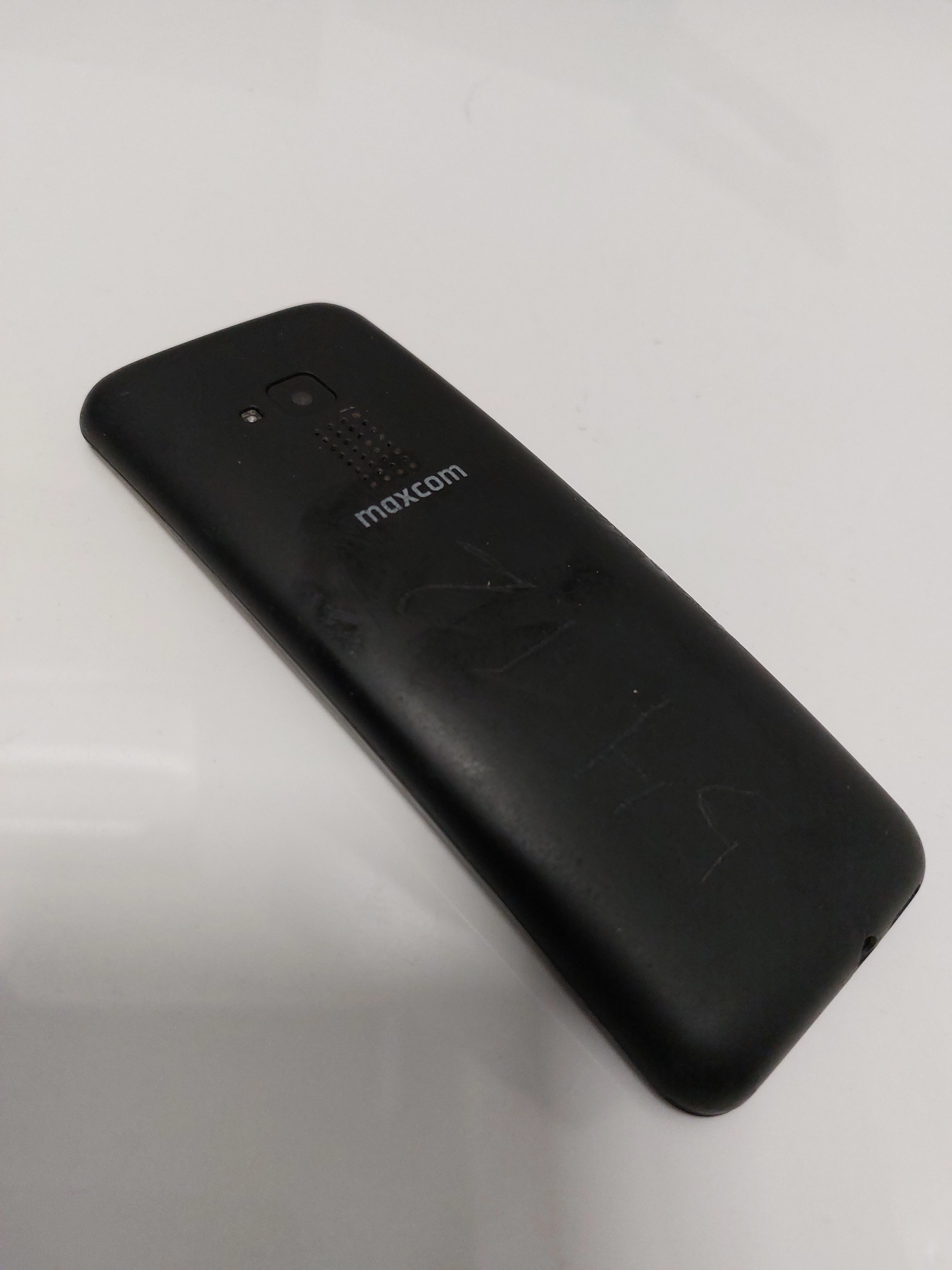 telefon-maxcom-mm139-solo-kod-producenta-maxcommm139blue