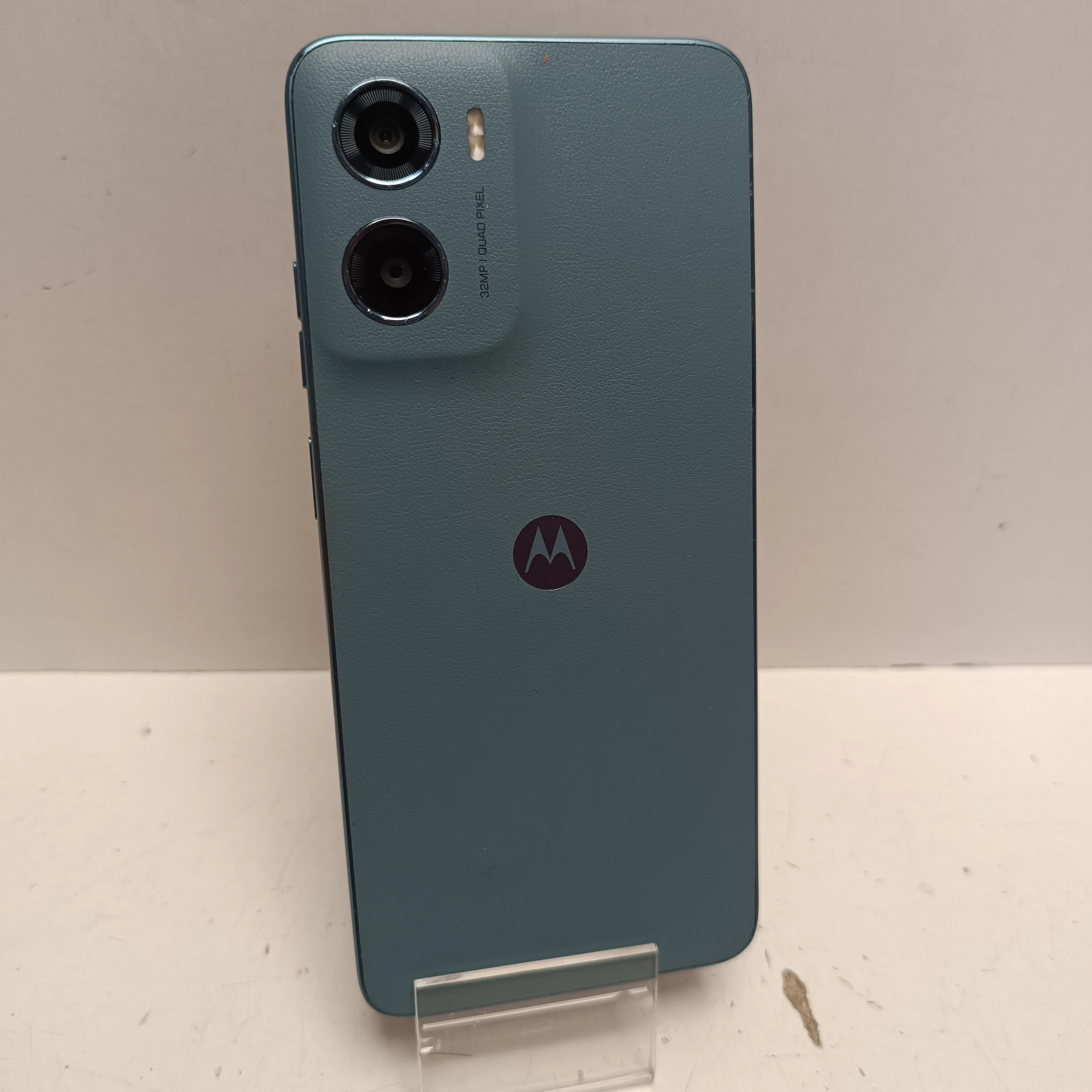 telefon-motorola-moto-e15-264gb-wbudowana-pamiec-202869-214193