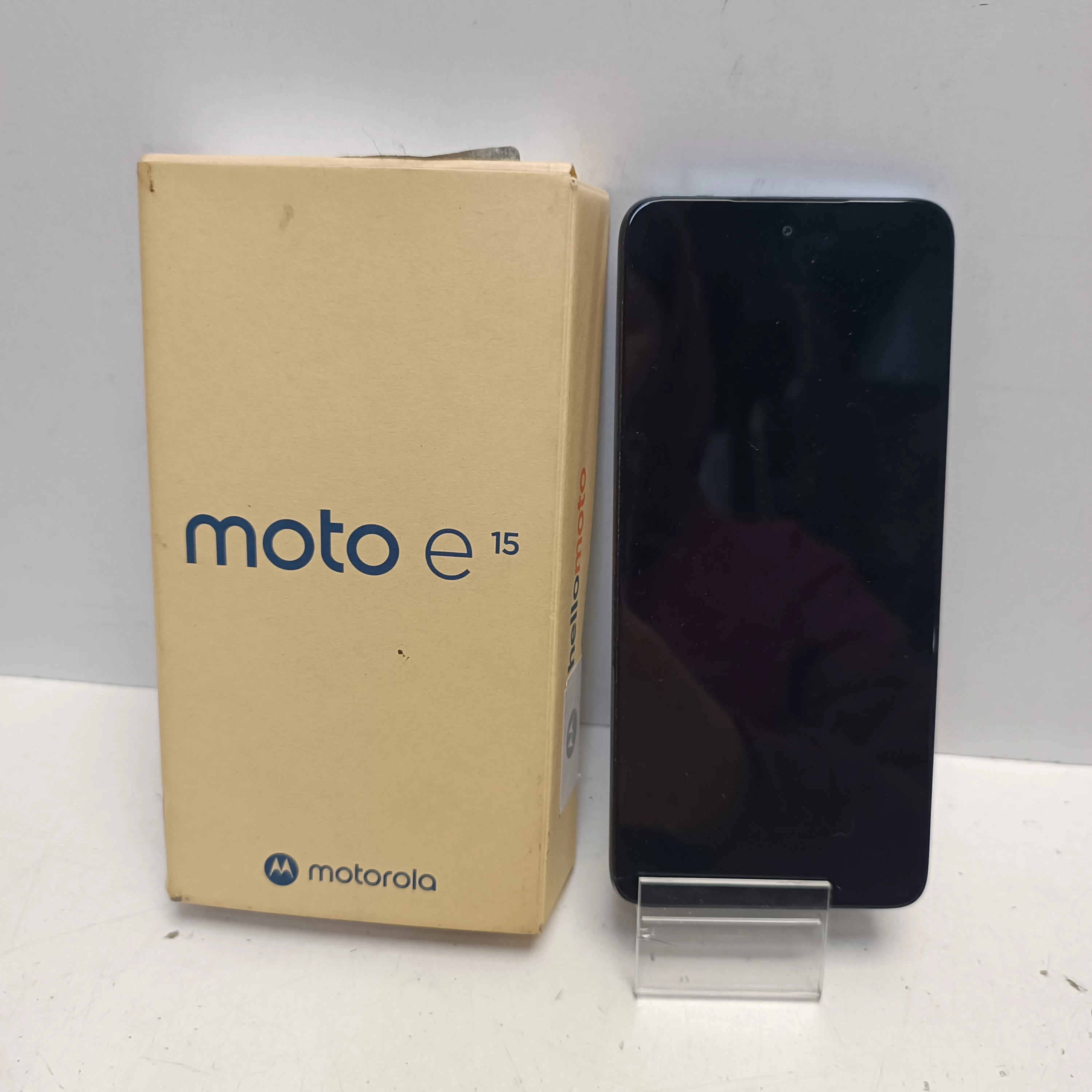 telefon-motorola-moto-e15-264gb-osiedle-teatralne-3u15-krakow