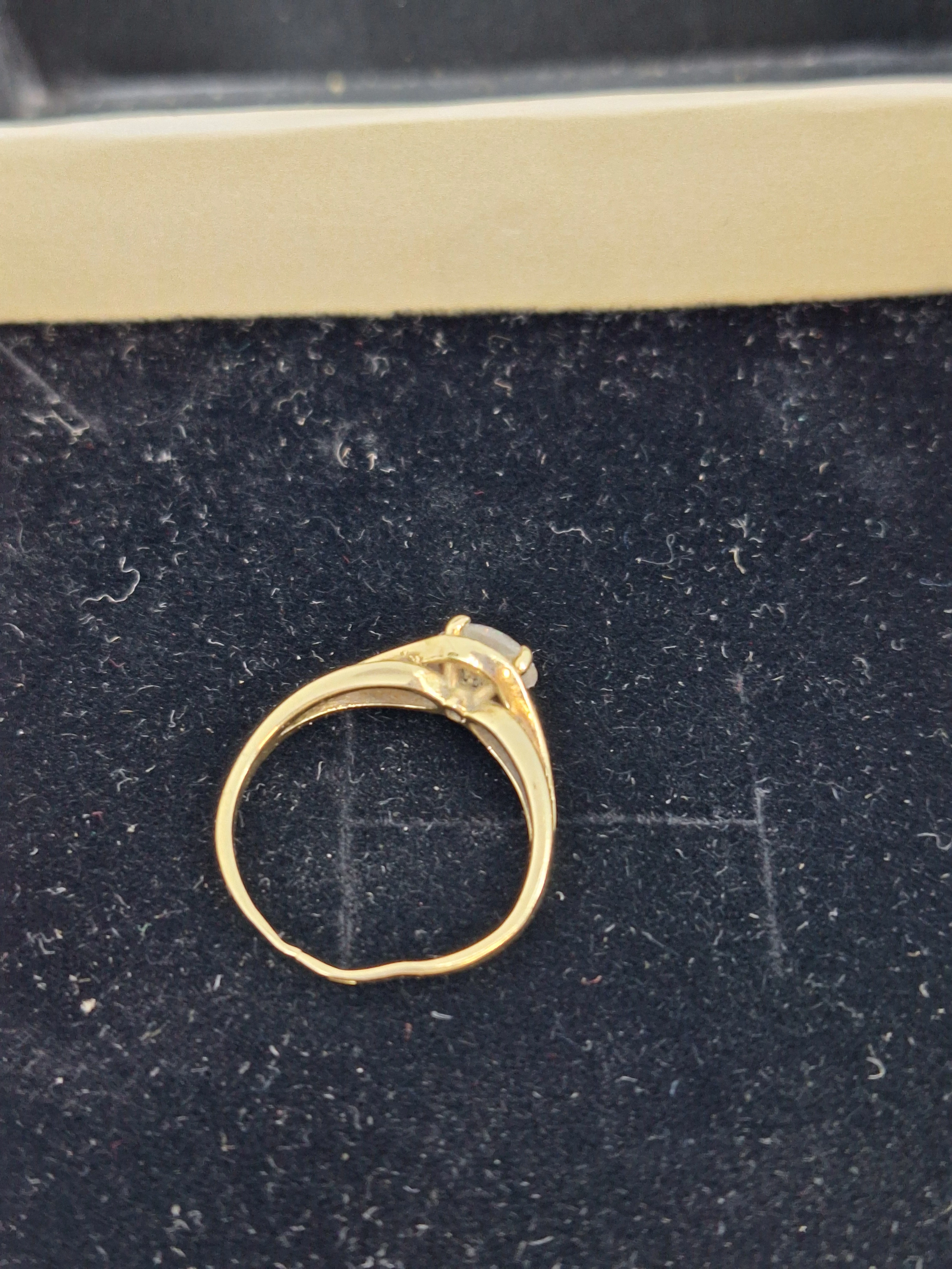 zloty-pierscionek-585-w-216g-r13-material-15835-2