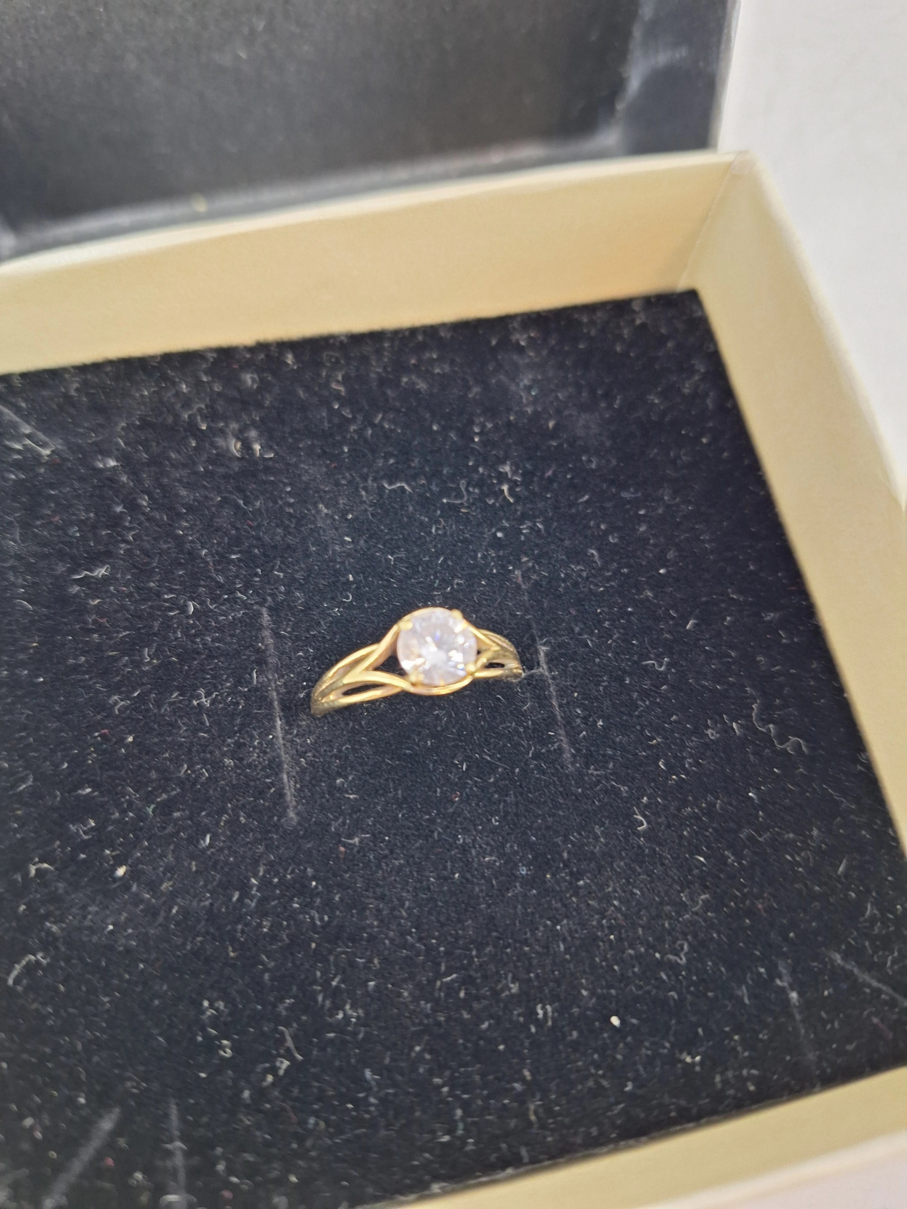 zloty-pierscionek-585-w-216g-r13-stan-11323-2