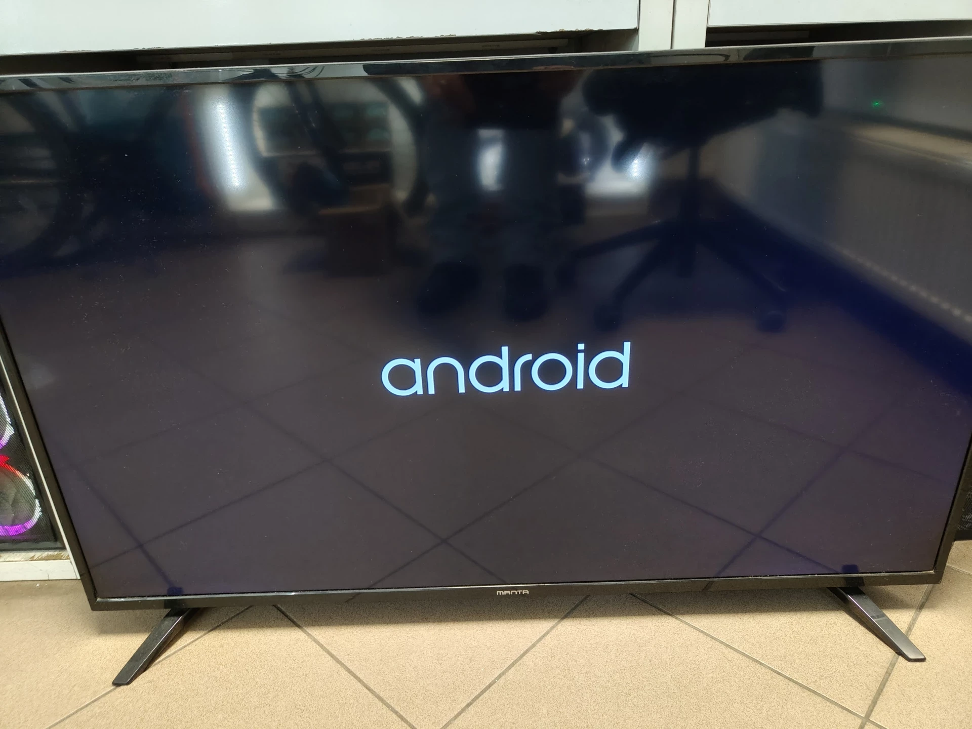 telewizor-43-manta-43lua120d-android-tv-uhd-dvb-t2hevc-h265-stan-11323-2