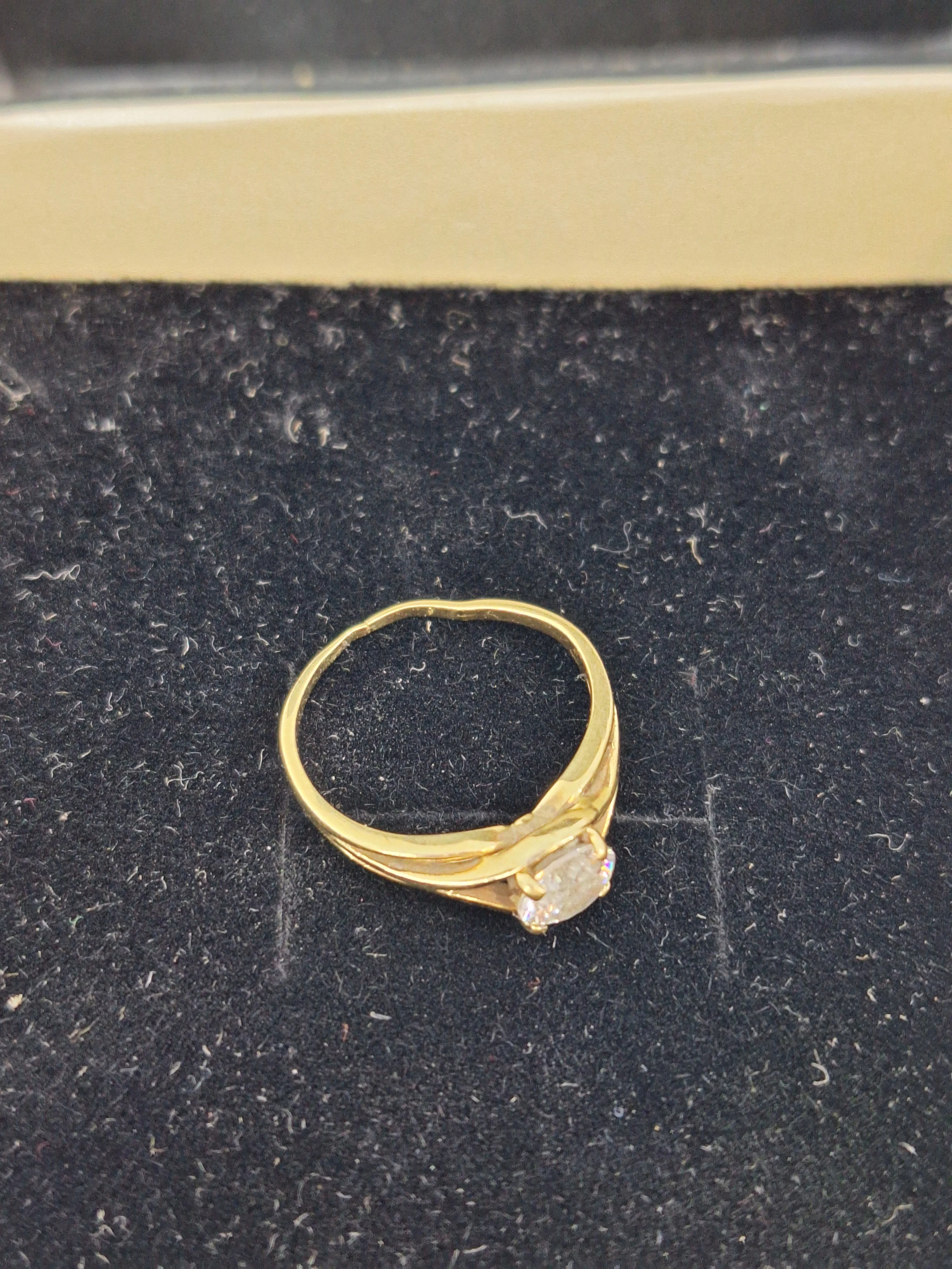 zloty-pierscionek-585-w-216g-r13-rodzaj-2205-2