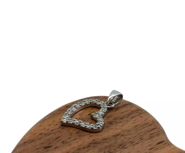 srebrna-zawieszka-serce-z-cyrkoniami-p925-089-kamien-17088-128