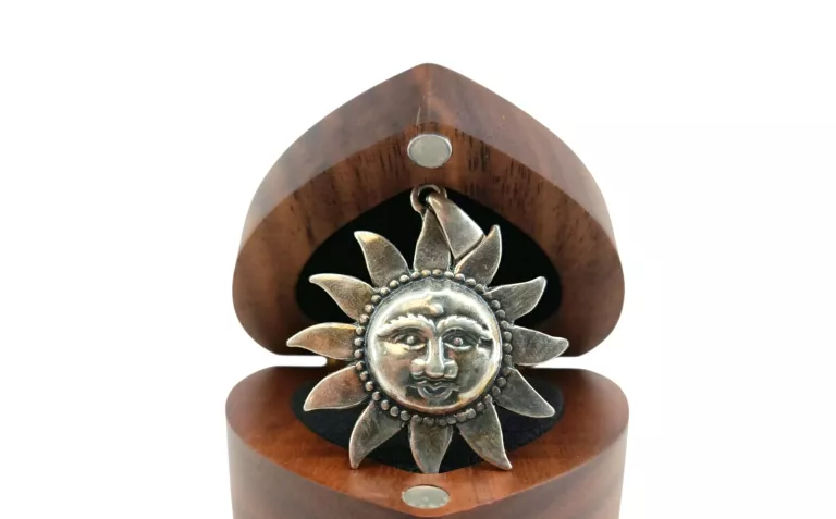 srebrna-zawieszka-bog-slonca-p925-525-jana-pawla-ii-1-konstantynow-mk