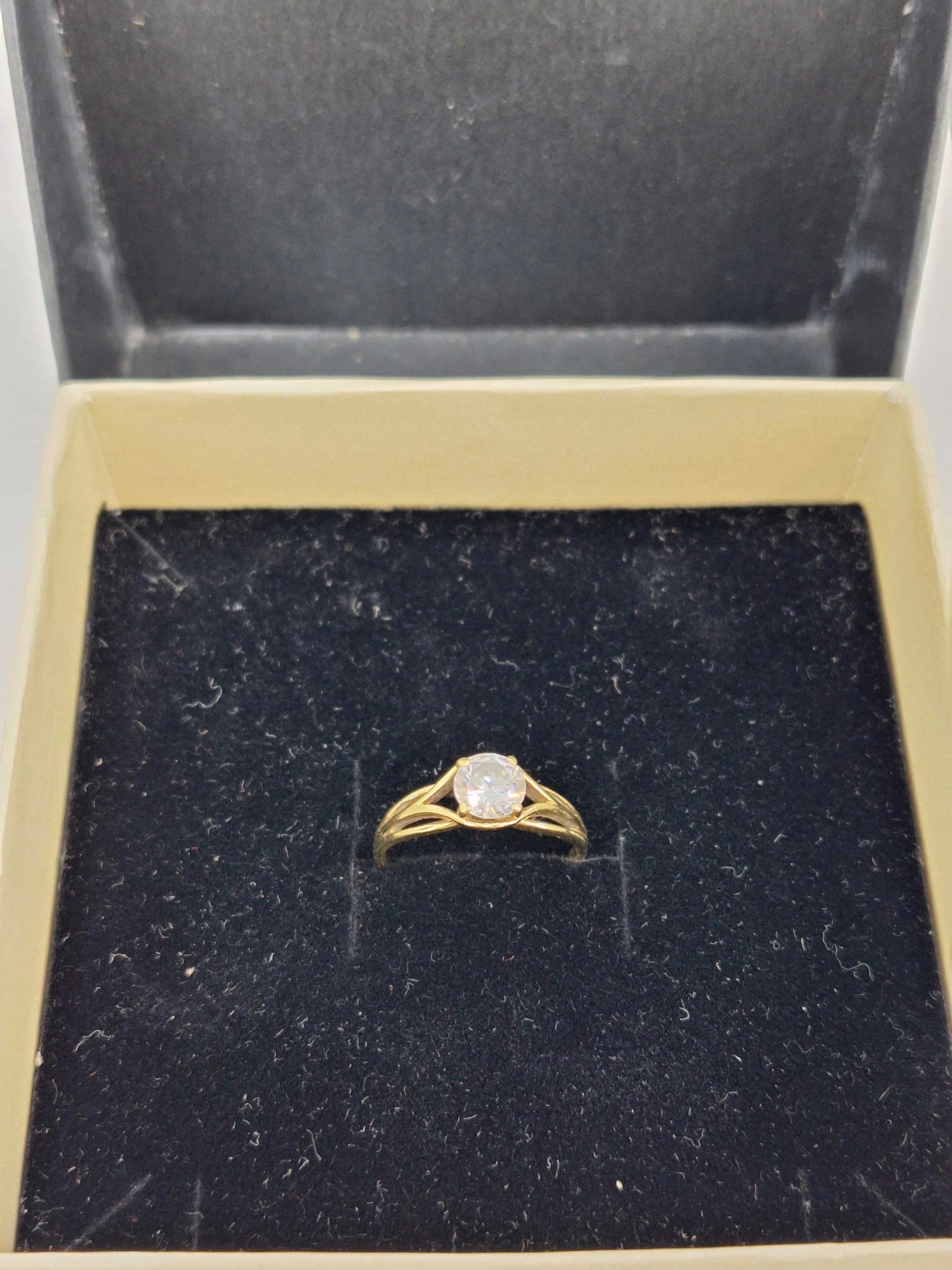 zloty-pierscionek-585-w-216g-r13-kamien-17088-524288