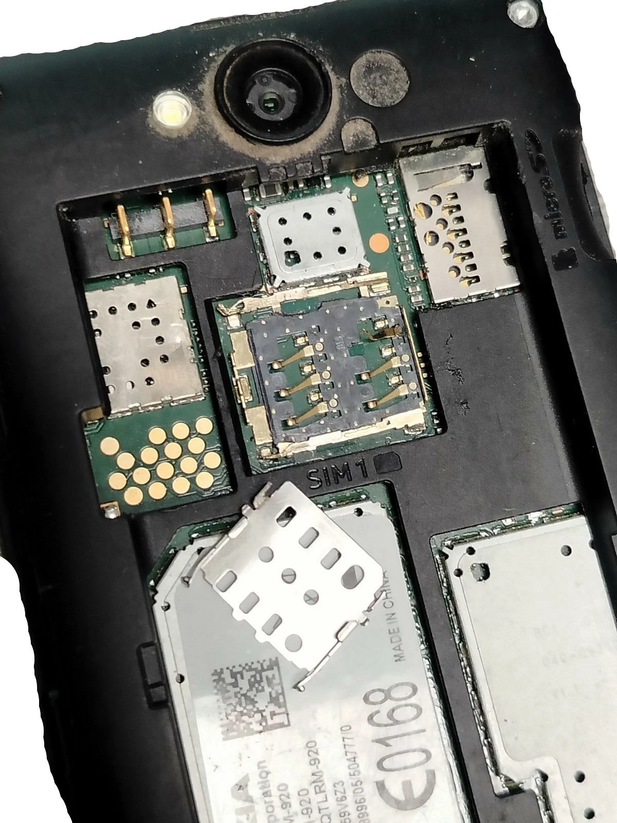 nokia-asha-503-uszkodzone-gniazdo-sim-ean-gtin-6438158633124