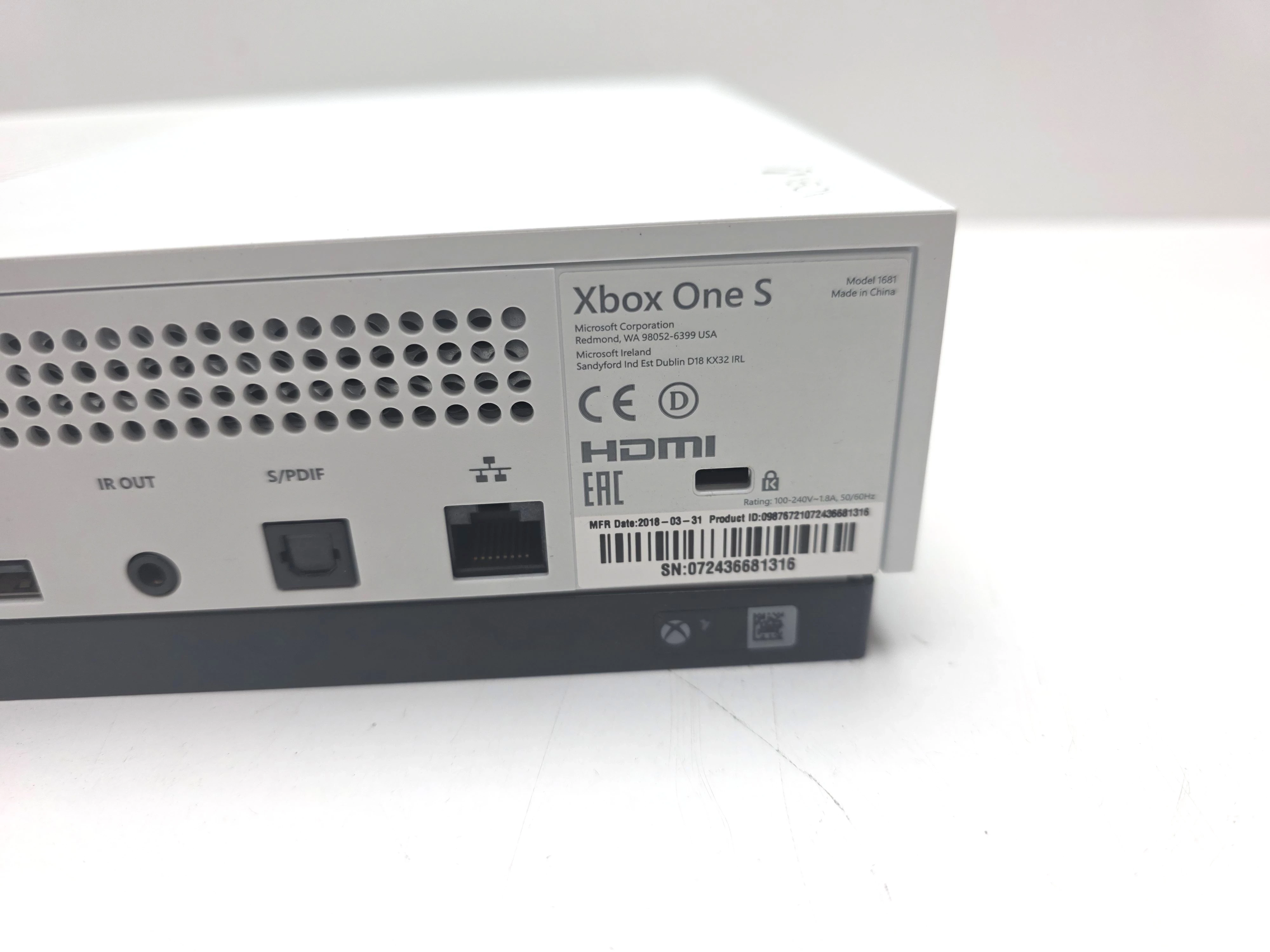 konsola-xbox-one-s-500-gb-pad-gry-w-zestawie-205998-225574