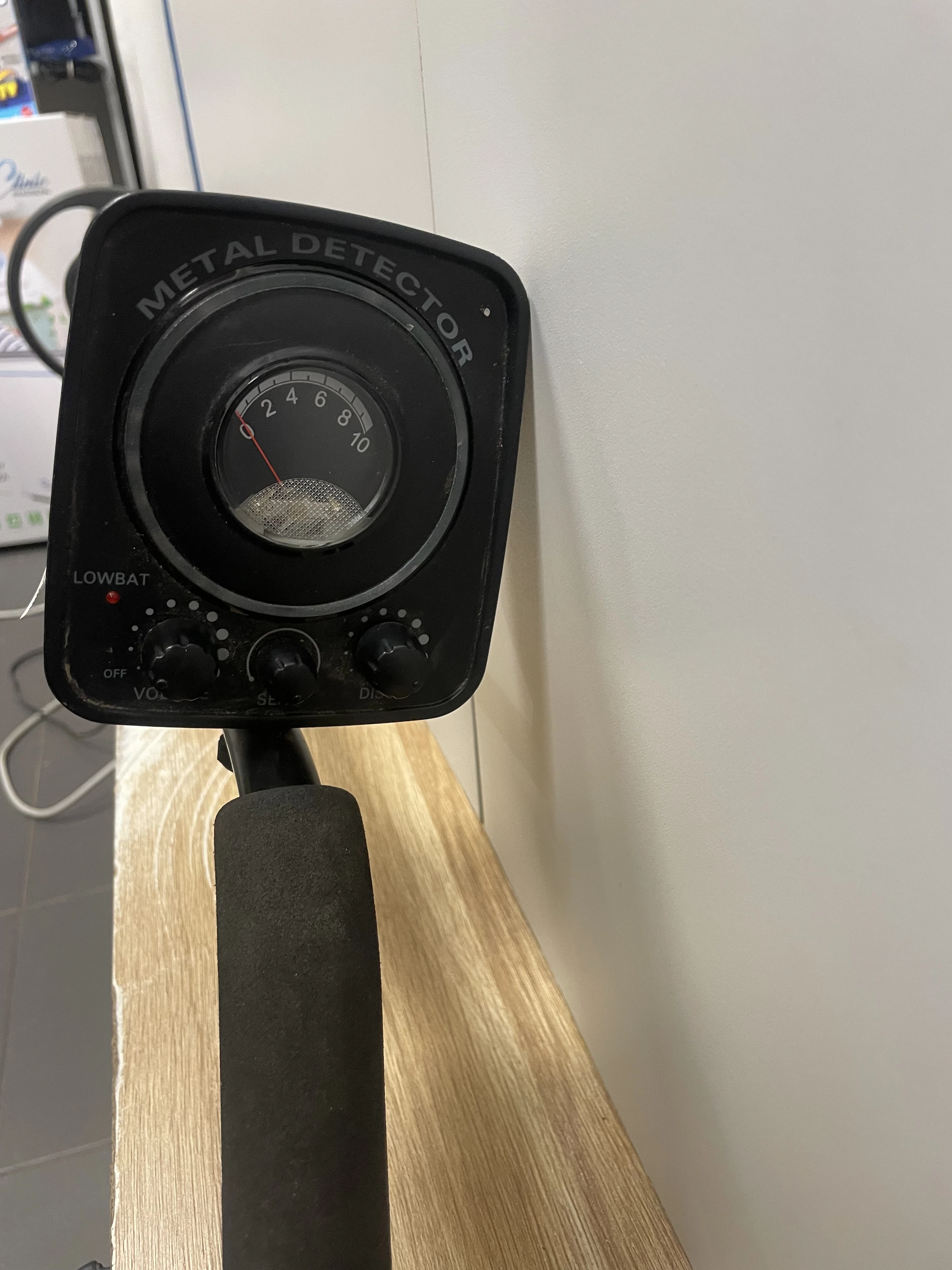 wykrywacz-metali-amzdeal-product-id-62a8c161-7c9f-4f84-8d36-d8d96378862a