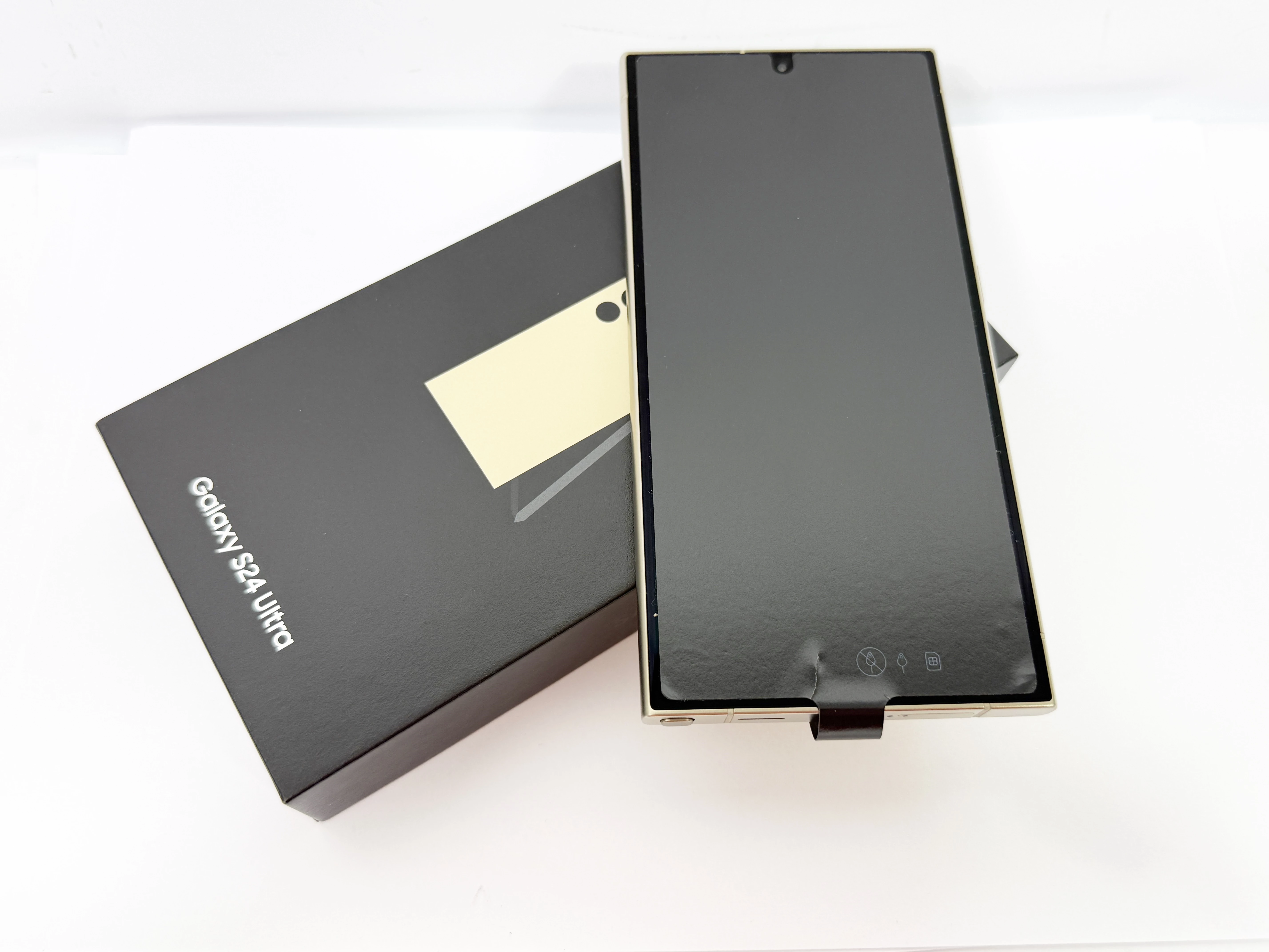 telefon-samsung-galaxy-s24-ultra-5g-12256-gb-zolty-okazja-ean-gtin-8806095414355