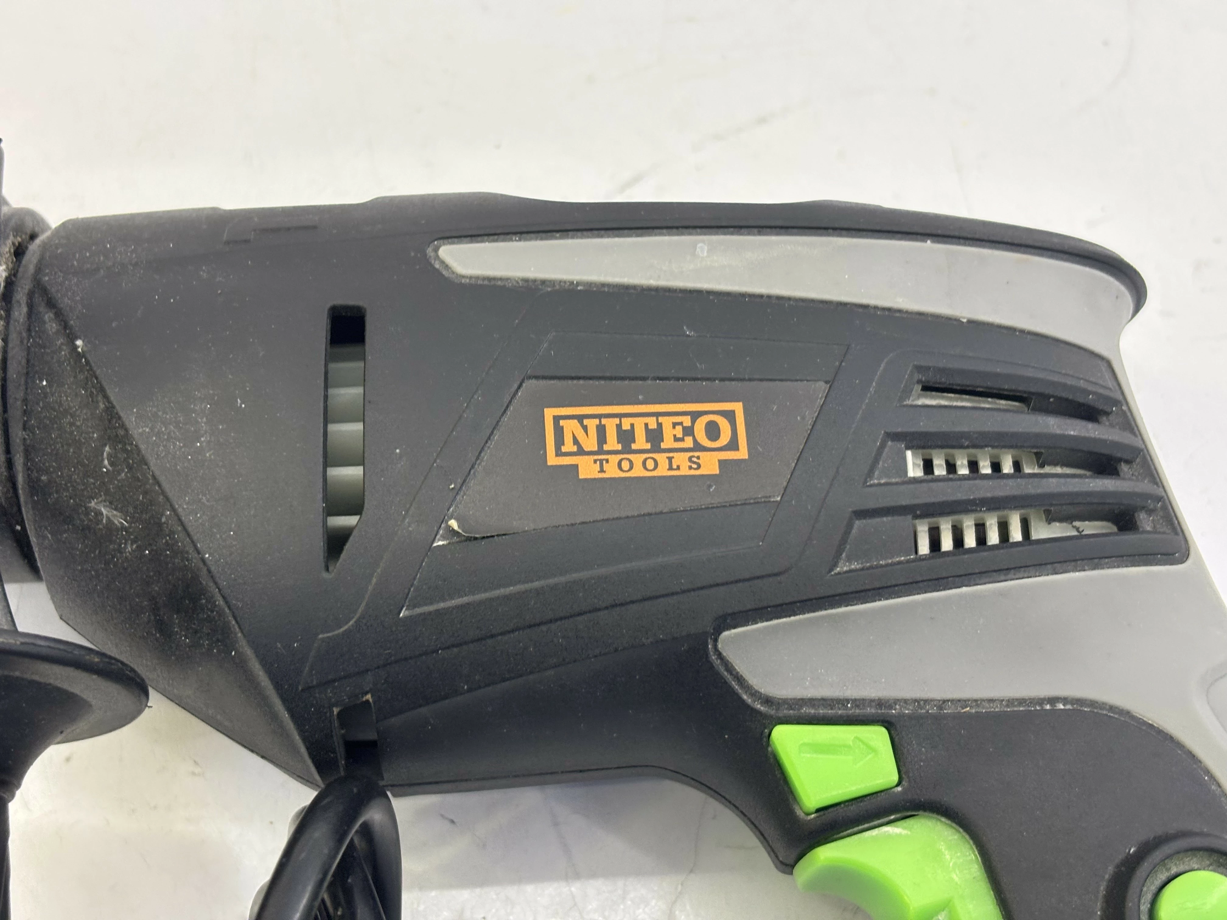 wiertarka-udarowa-niteo-tools-230-v-810-w-stan-11323-2